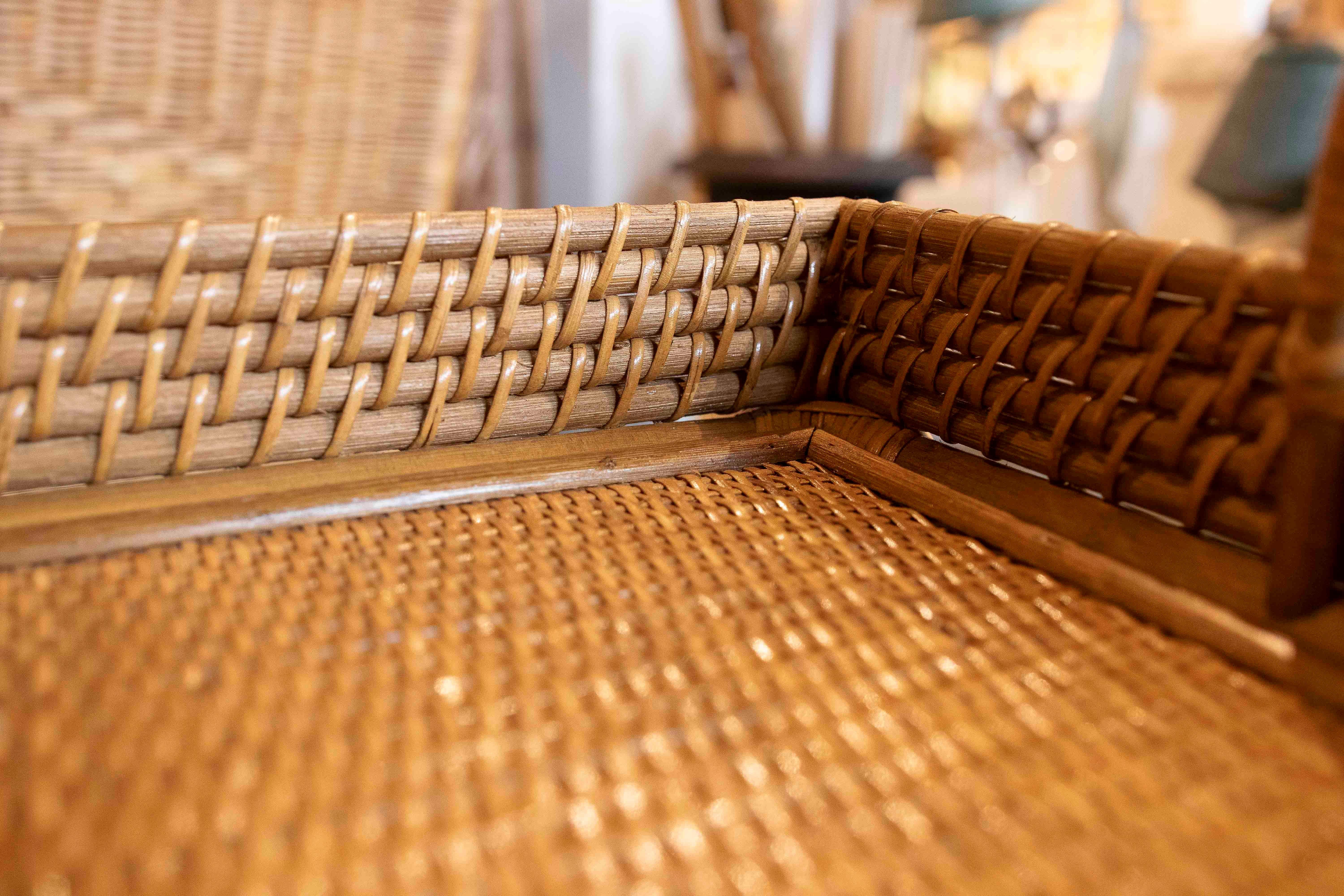 Handmade Bamboo and Wicker Console Table with Handles in vendita 3