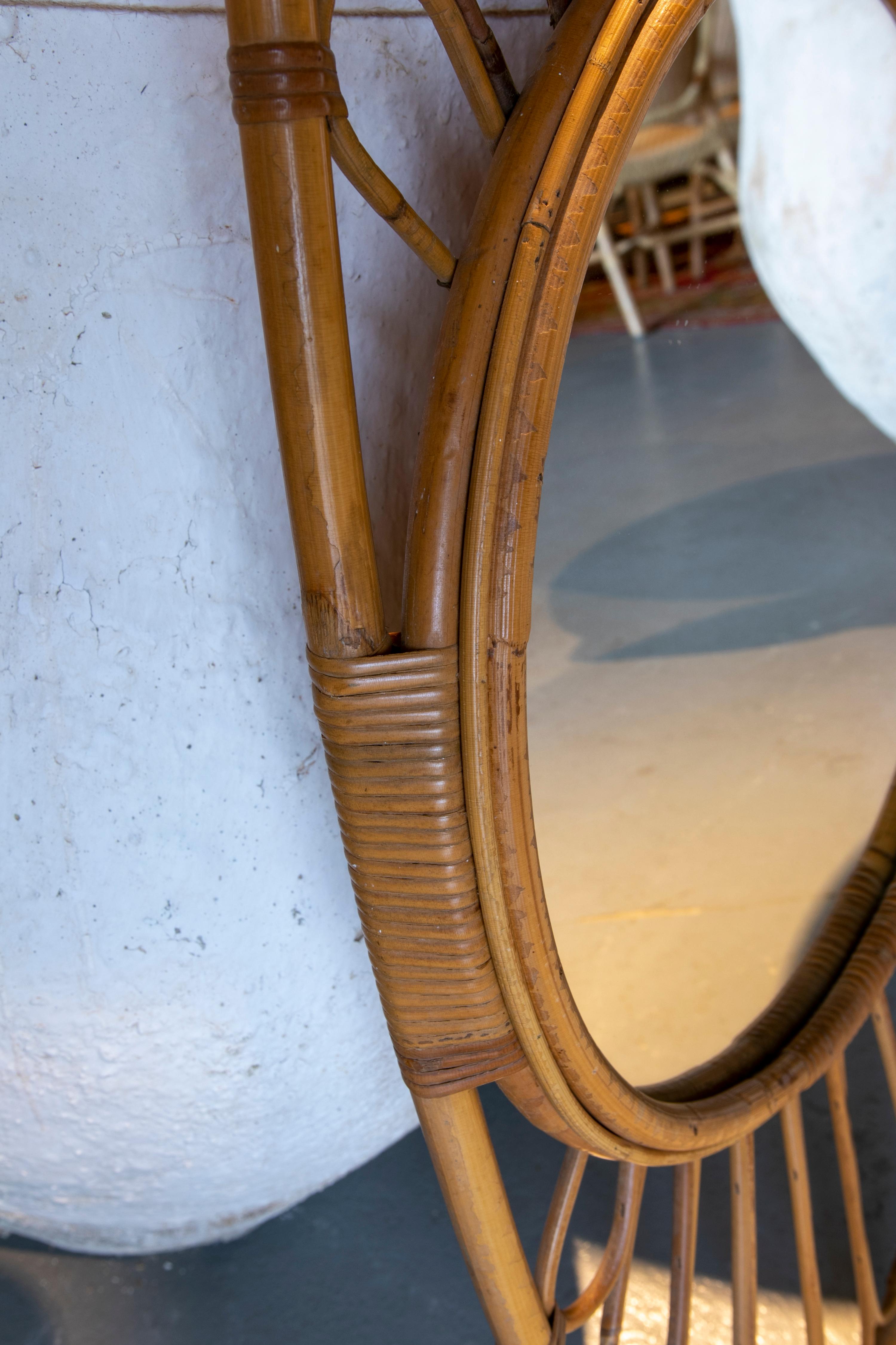 Handgefertigter Bambus-Spiegel in ovaler Form  im Zustand „Gut“ im Angebot in Marbella, ES