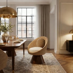 Chaise de salle à manger Basqui faite à la main en velours rembourré par Nolita Harbour