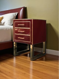 Handgefertigte Nachttische des Designers Justfurnitures aus individuellem Glas und Messing