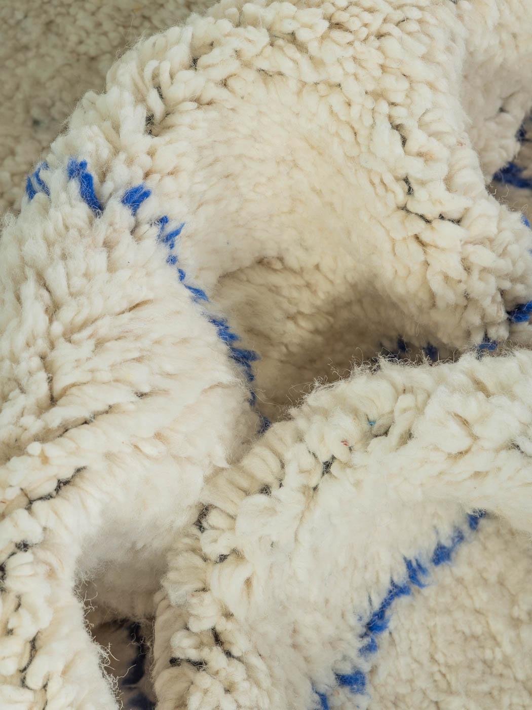 Handgefertigter Berberteppich aus 100 % Wolle Beni Ourain Marokkanisch im Angebot 1