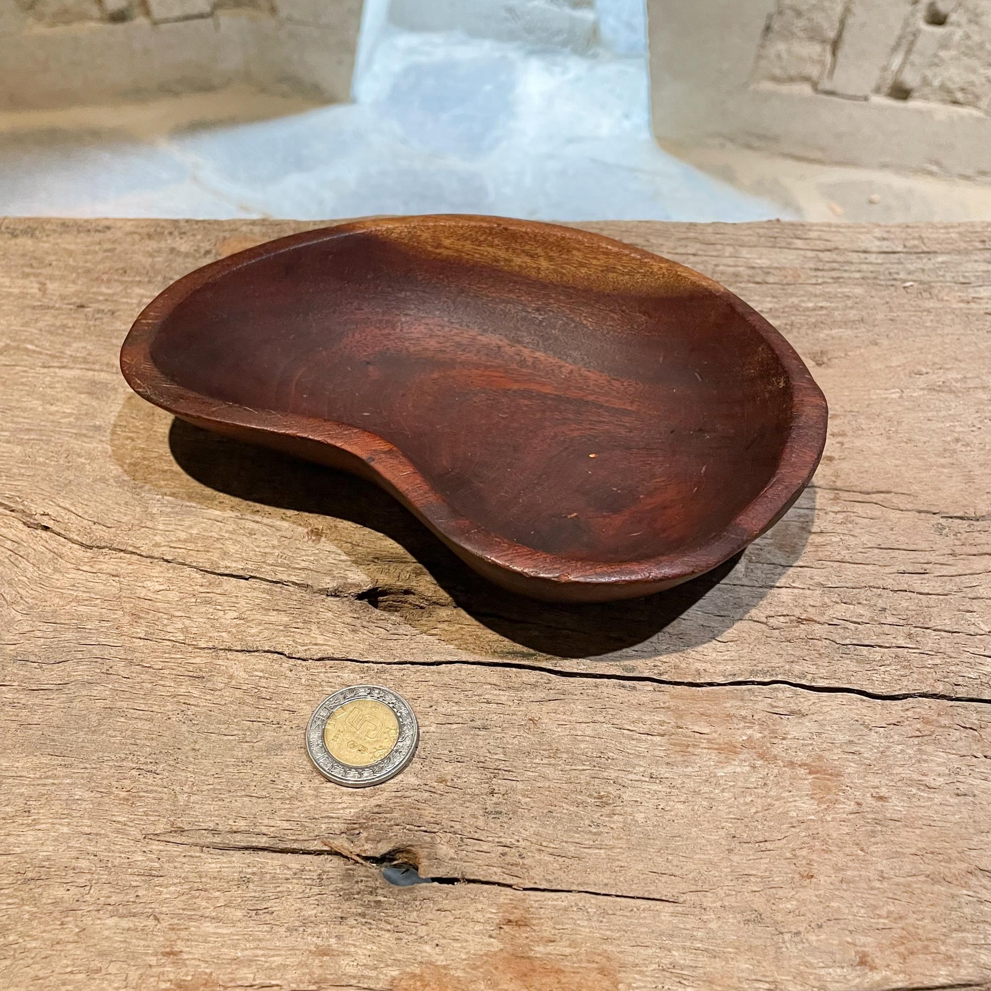 Handmade Biomorphic Wood Bowl Catch it All Modern Don Shoemaker Mexico 1970s For Sale 1