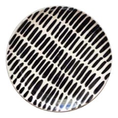 Platos de Ensalada de Cerámica en Blanco y Negro, en Stock