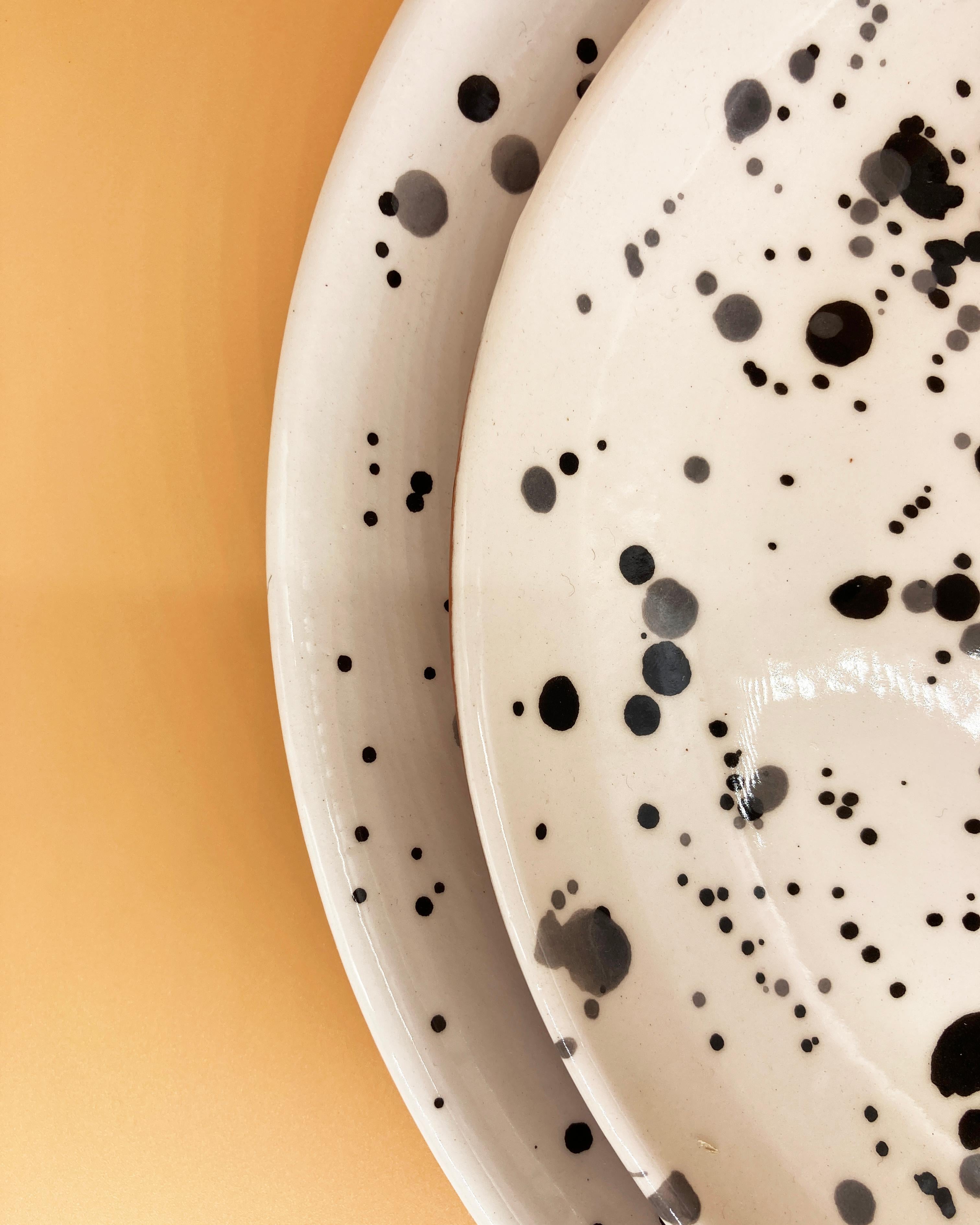 Contemporary Handmade Black and White Terra Cotta Dot Pattern Dinner Plates, in Stock For Sale