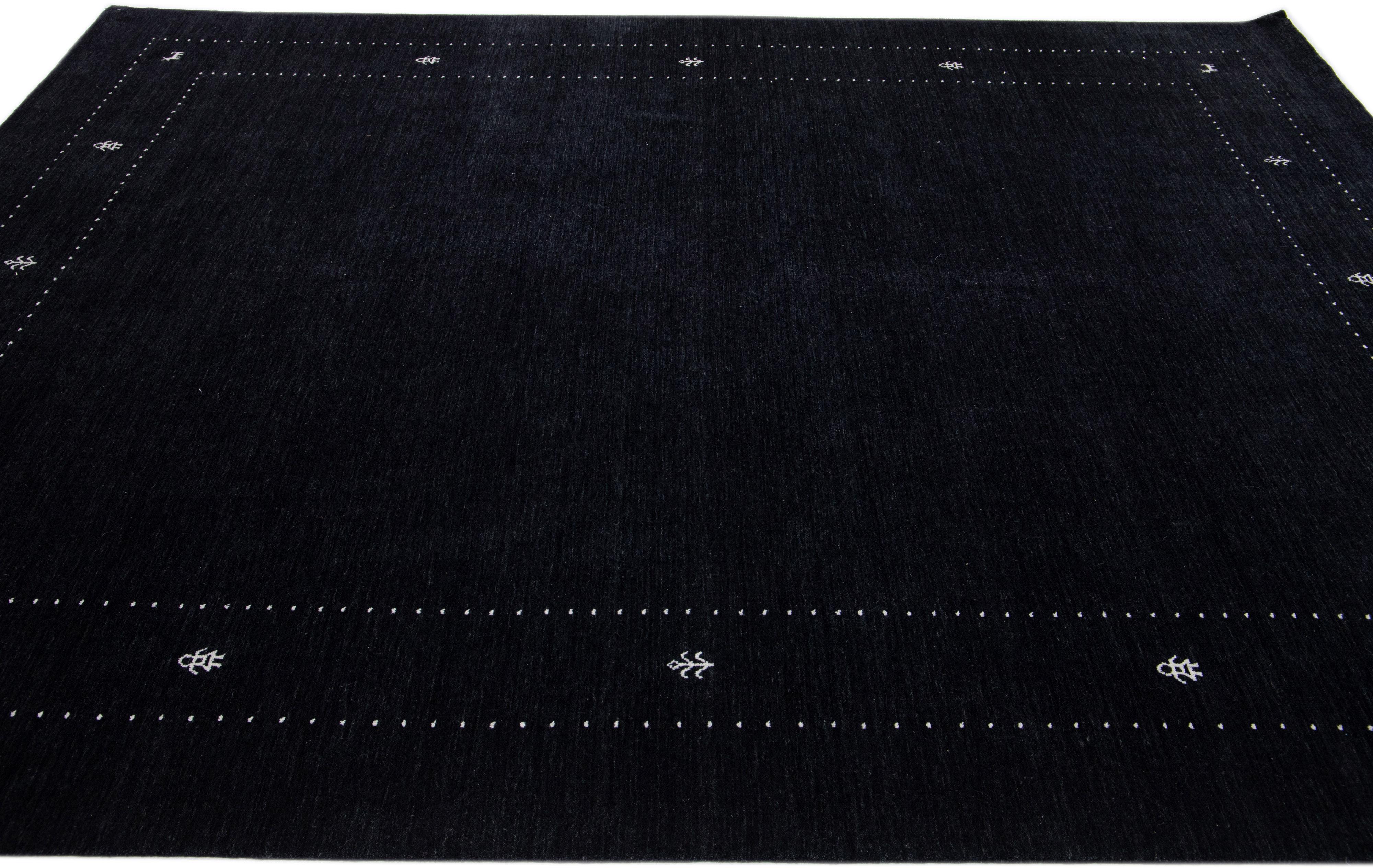 Indiano Tappeto di lana in stile Gabbeh nero moderno fatto a mano con motivo geometrico in vendita