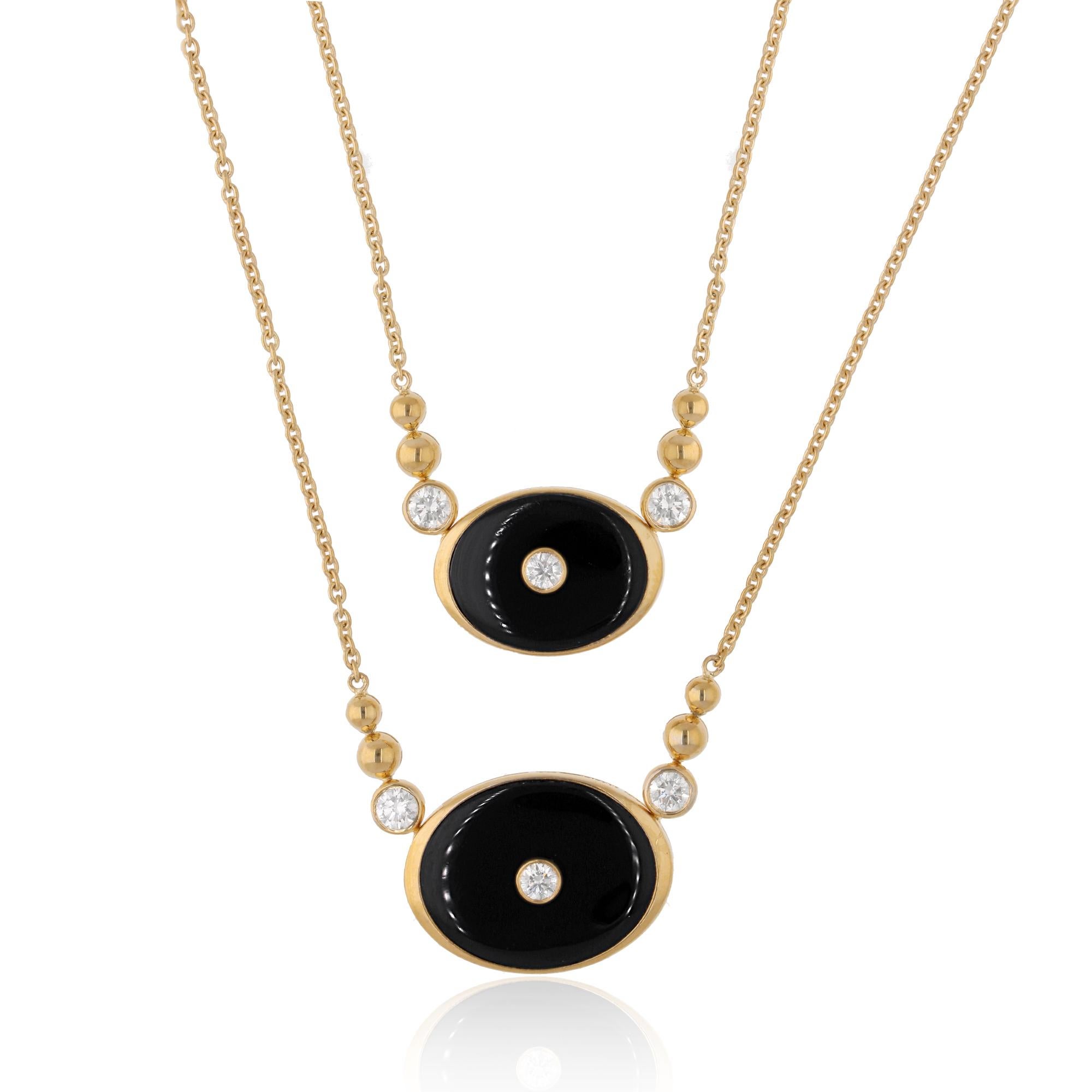 Taille ovale Collier en or jaune 14k fait main avec breloques en onyx noir et diamants à double couche en vente