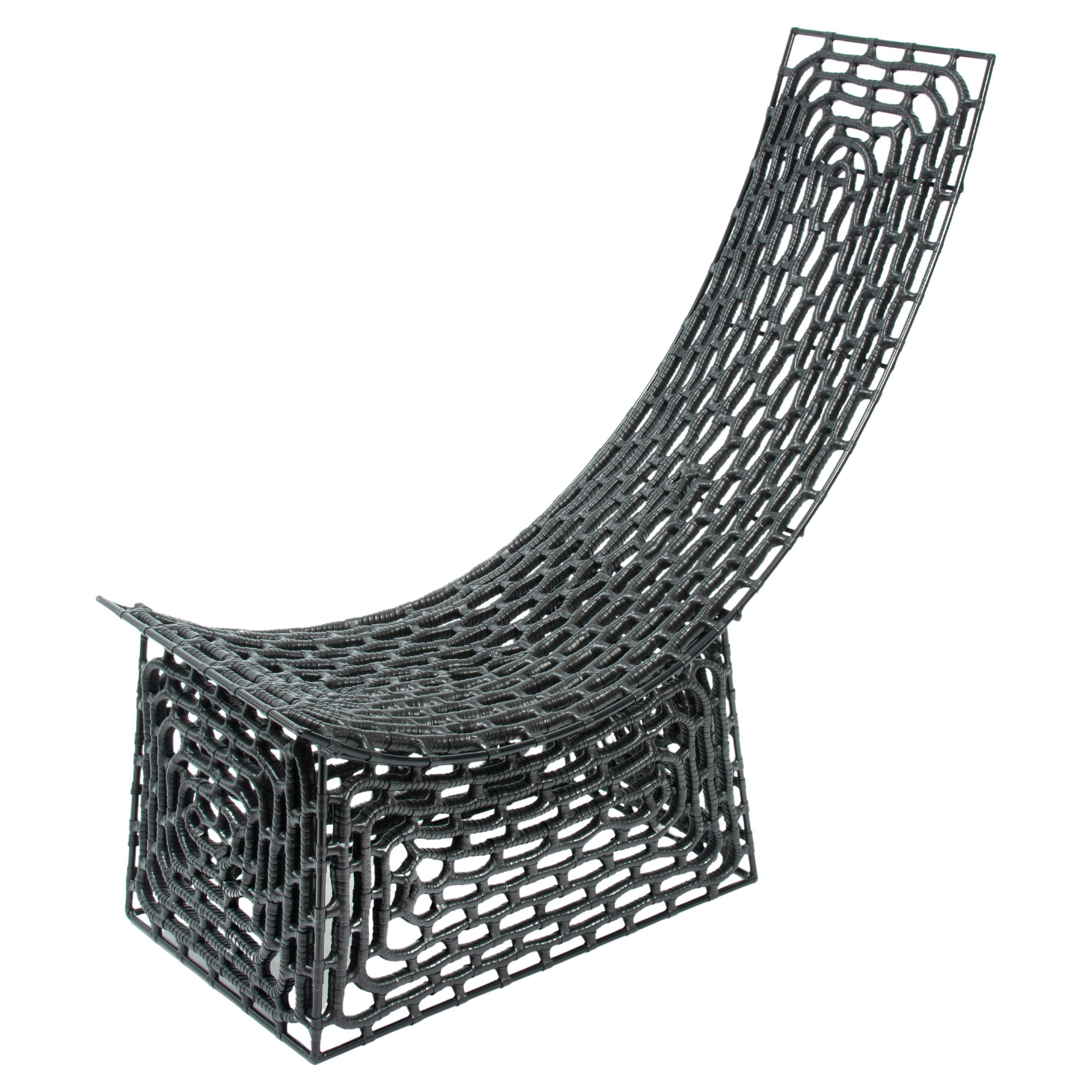 Modern Industrial Black Panther Chaise in Metal with Plastic Woven Seat For Sale