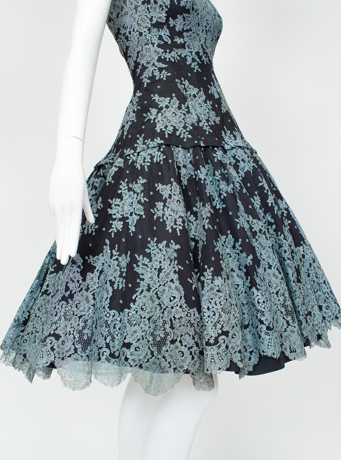 Bespoke Spanish Blue and Black Lace Mantilla Drop Waist Party Dress – XS, 1950s For Sale 3