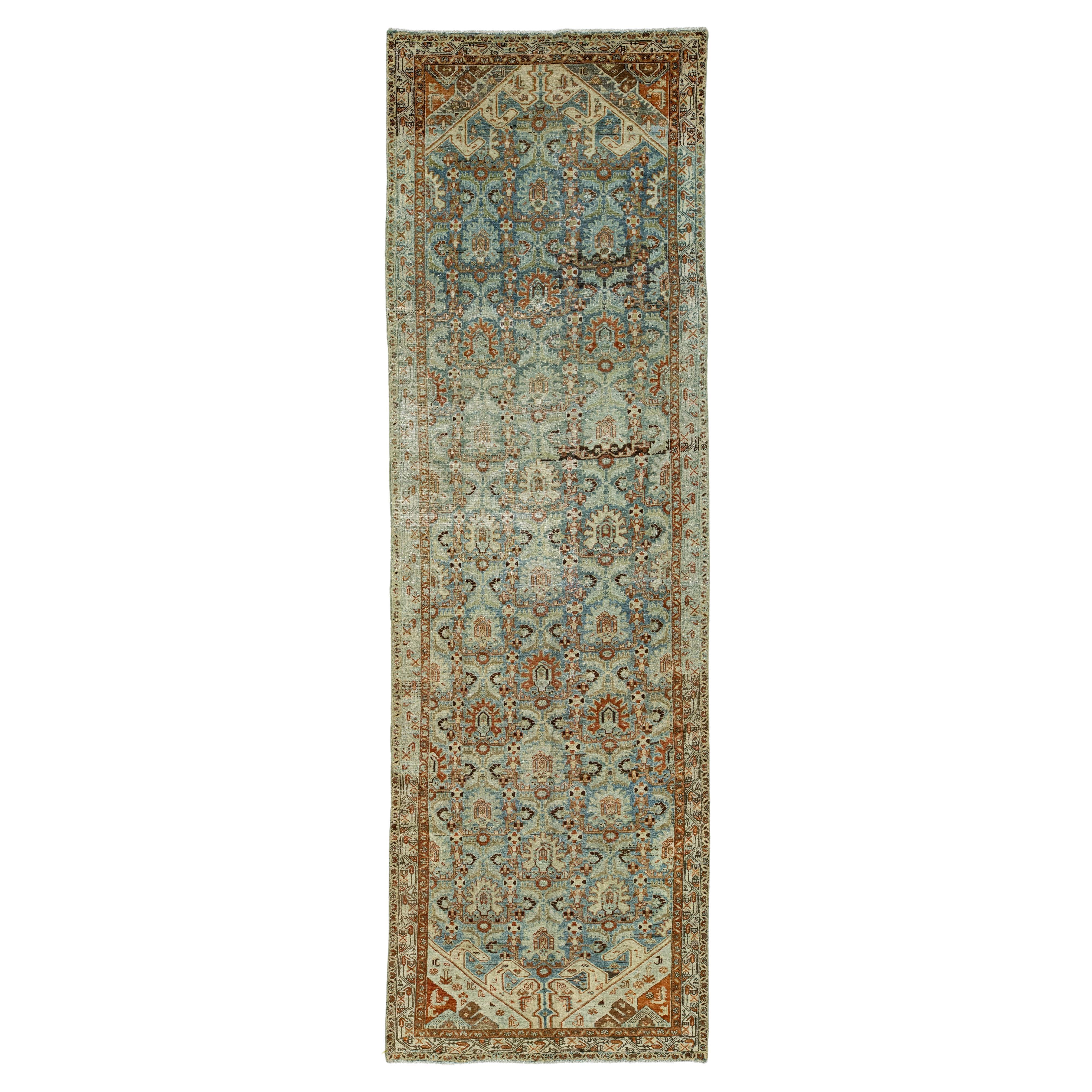 Tapis de couloir persan Hamadan en laine bleue ancienne fait à la main avec motif sur toute la surface