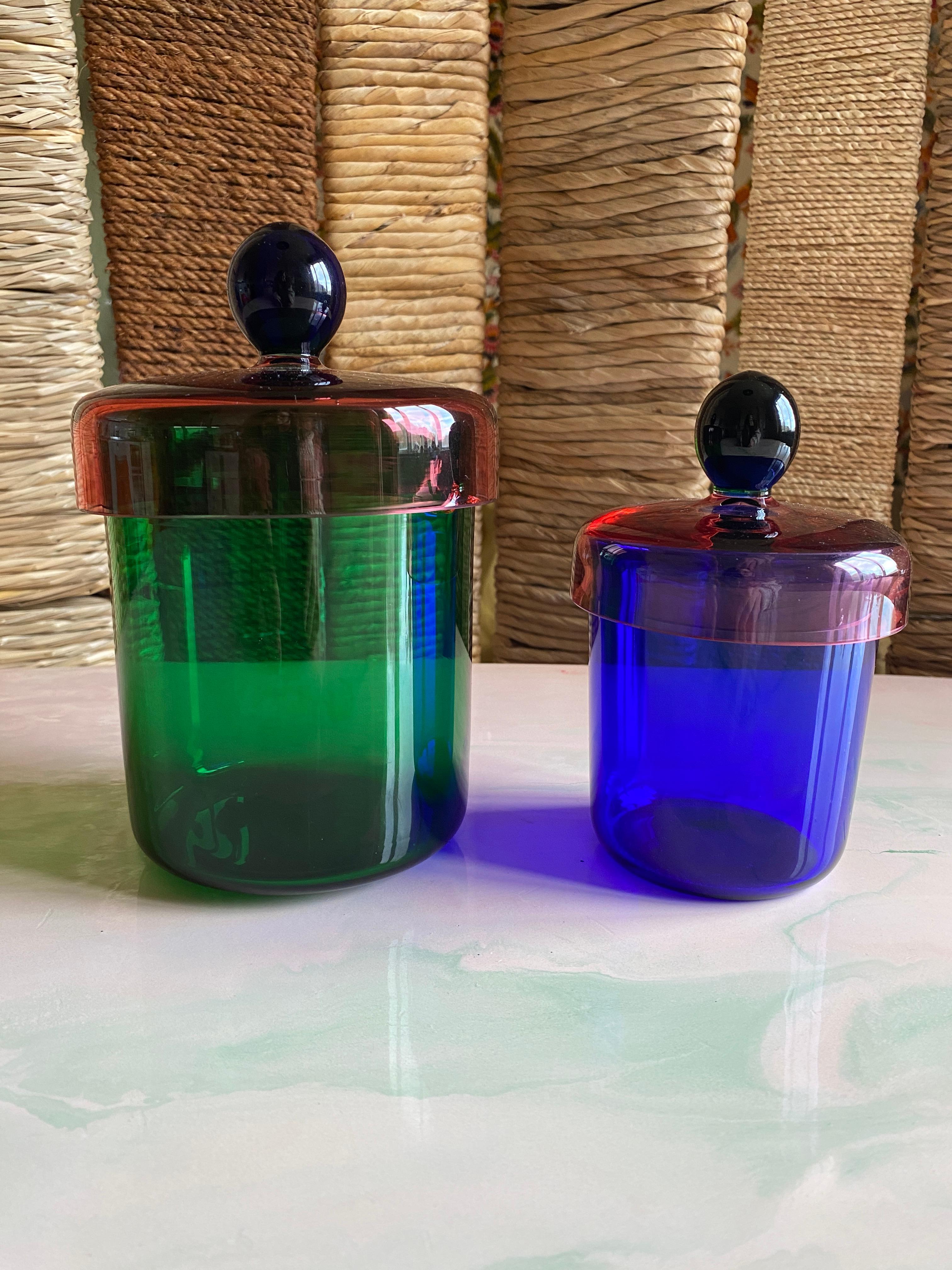 Vaso con coperchio in vetro blu, rosa e nero fatto a mano da Erik Höglund, 1992 in vendita 5