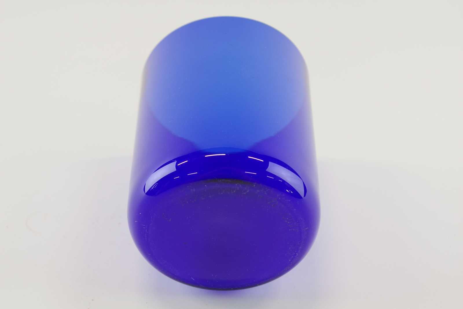 Moderno Vaso con coperchio in vetro blu, rosa e nero fatto a mano da Erik Höglund, 1992 in vendita