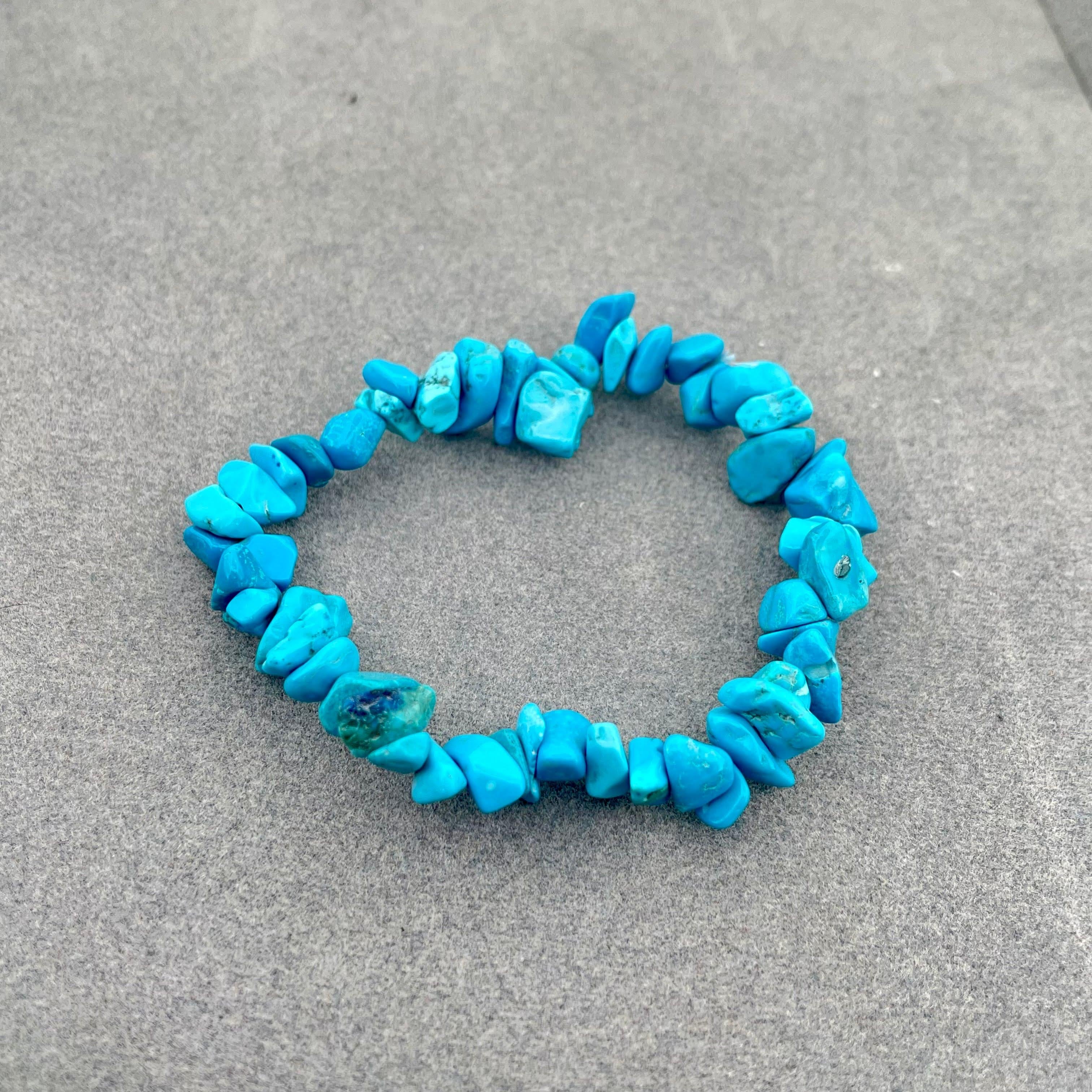 Moderno Bracciale di perline in turchese blu fatto a mano a misura libera dall'Arizona in vendita