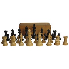 Antique Handmade Boxwood Chess Set Complete Game Pine Lidded Box 78mm Kings, circa 1920