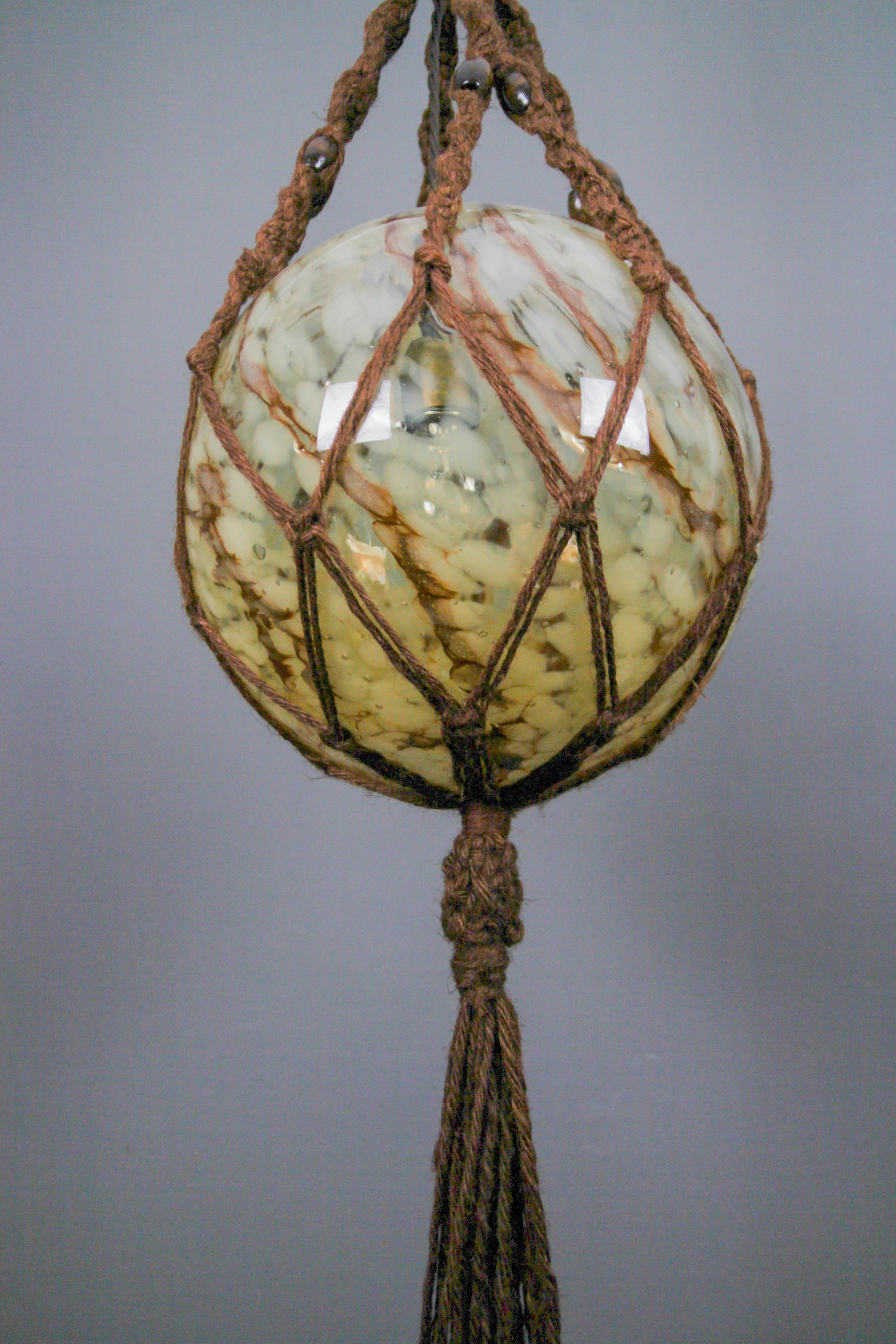 Handmade Braided Sisal and Glass Globe Pendant Light Fixture, 1970s In Good Condition For Sale In Barntrup, DE