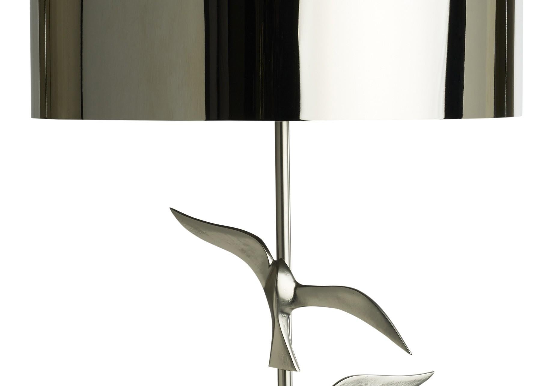 Handgefertigte Oiseau-Tischlampe aus Messing und Bronzeguss mit 3 fliegenden Vögeln aus Nickel (21. Jahrhundert und zeitgenössisch) im Angebot