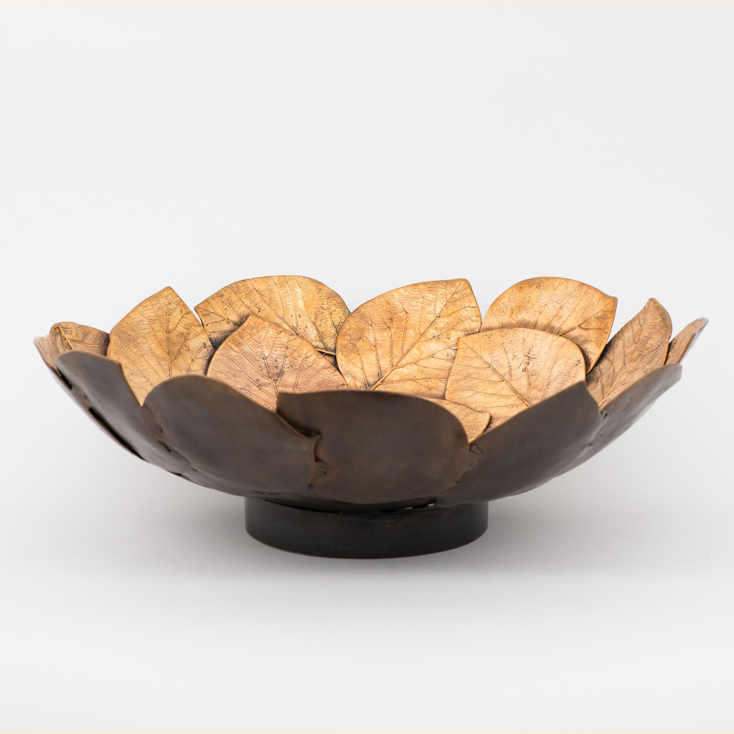 Handmade Brass Cast Leaf Decorative Bowl, Large In New Condition For Sale In London, GB