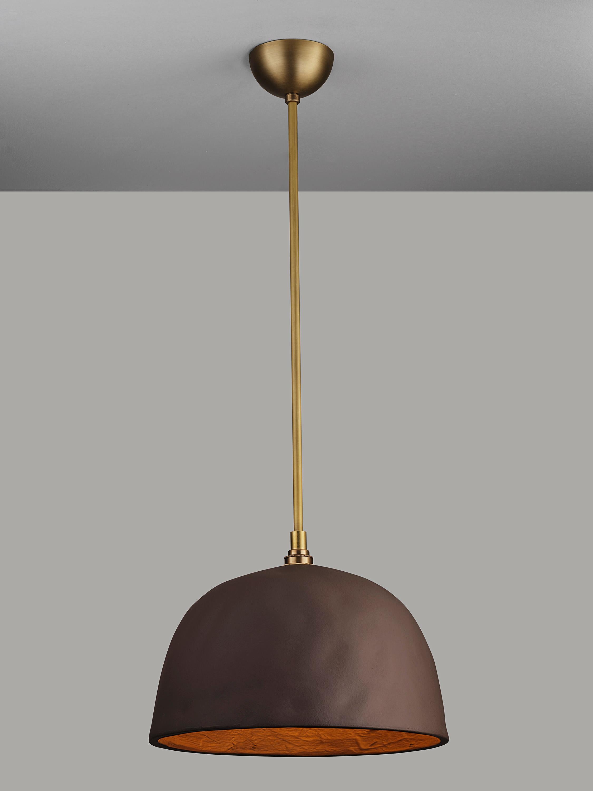 Moderne BROOKLYN (Medium) Pendentif fait main par les Brownstone Boys x Blueprint Lighting en vente