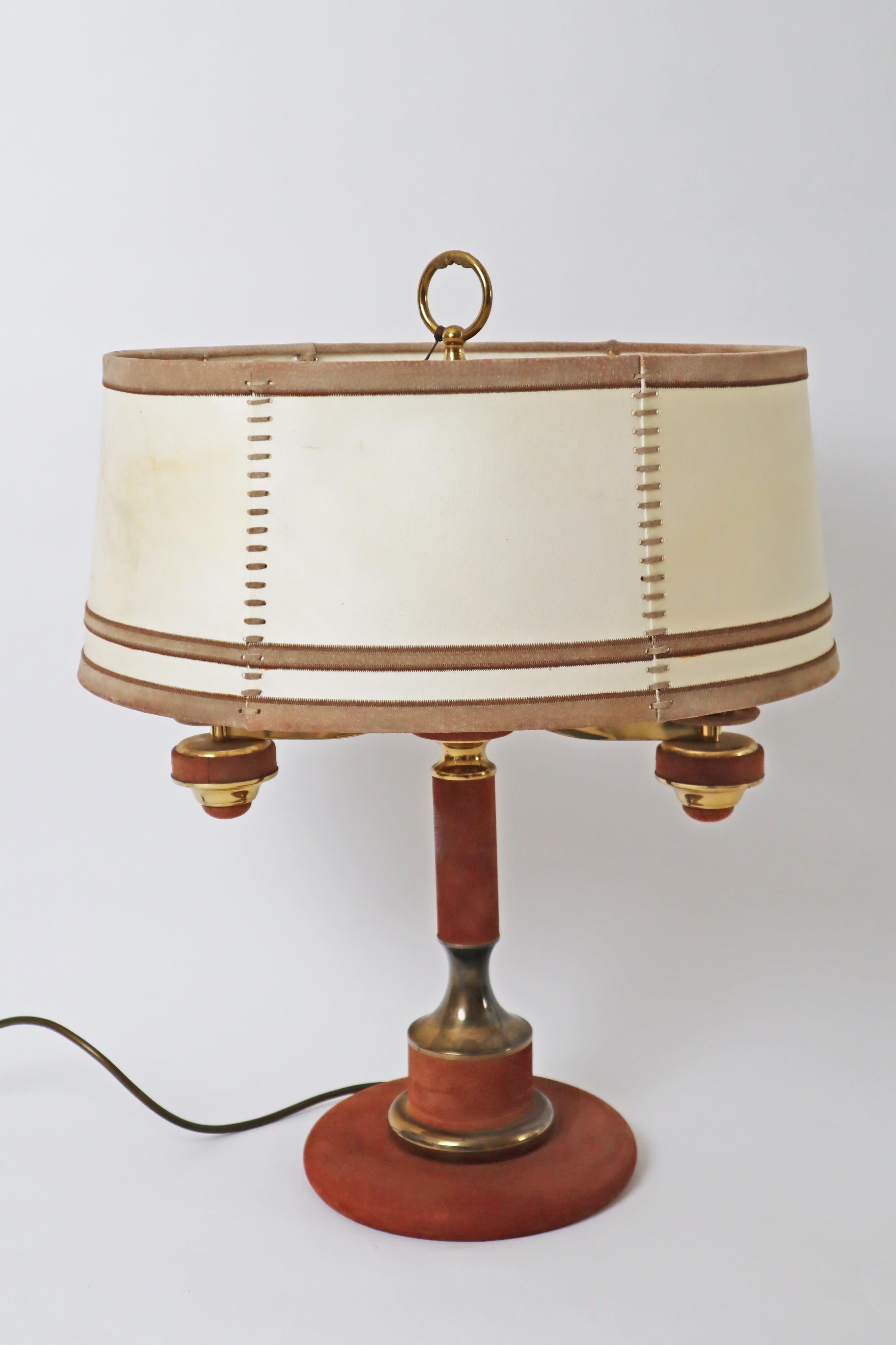 Handmade brown Bouillotte Suede Table Lamp by Lederlux In Good Condition For Sale In Hannover, DE