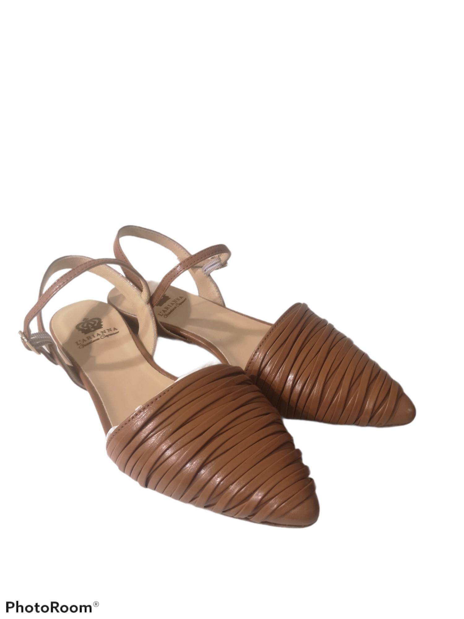 Handmade brown leather sandals - ballerinas In New Condition In Capri, IT