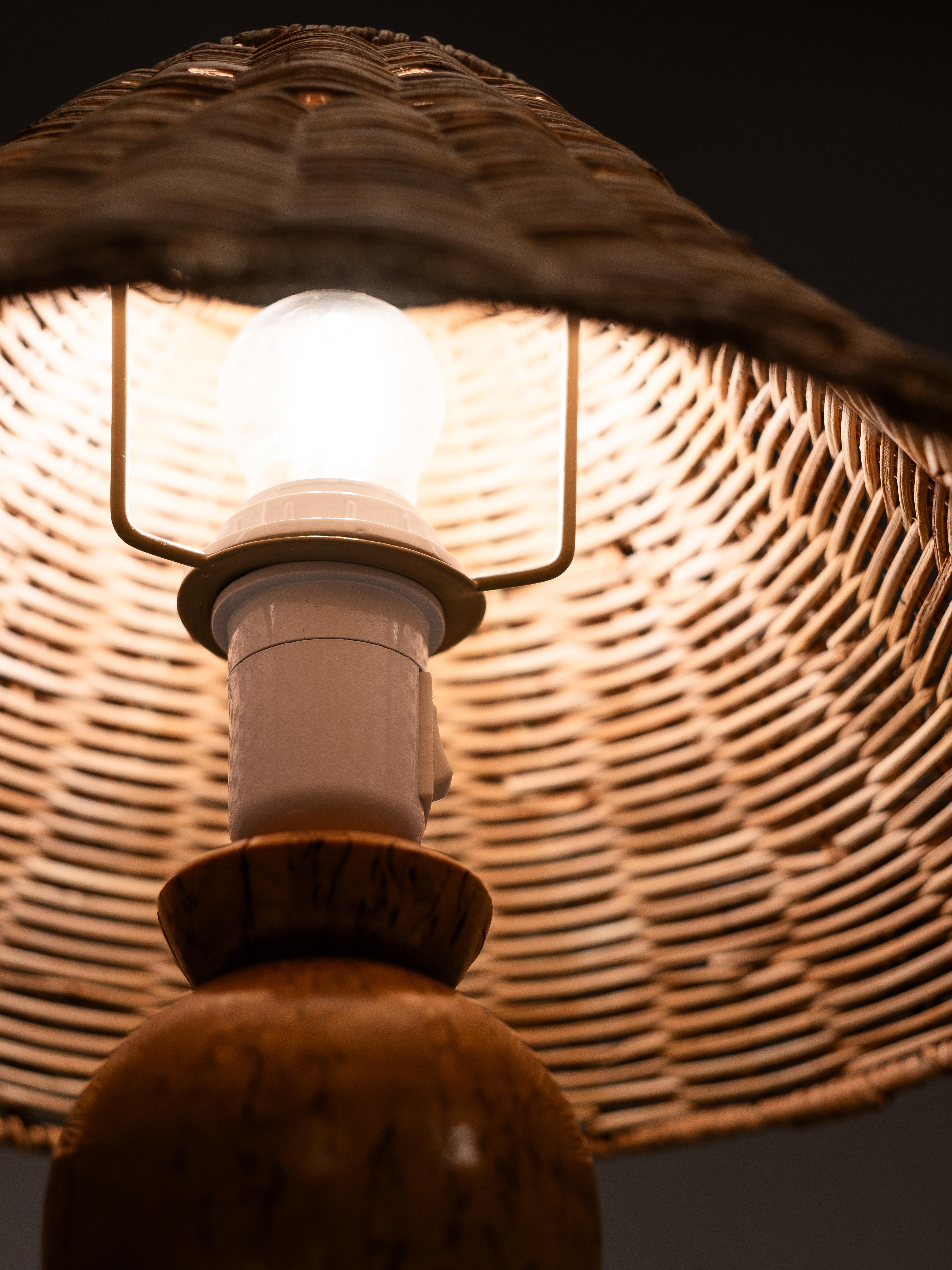 Handmade Burl Wood Table Lamp with Wicker Shade, Finland, 1940s For Sale 6
