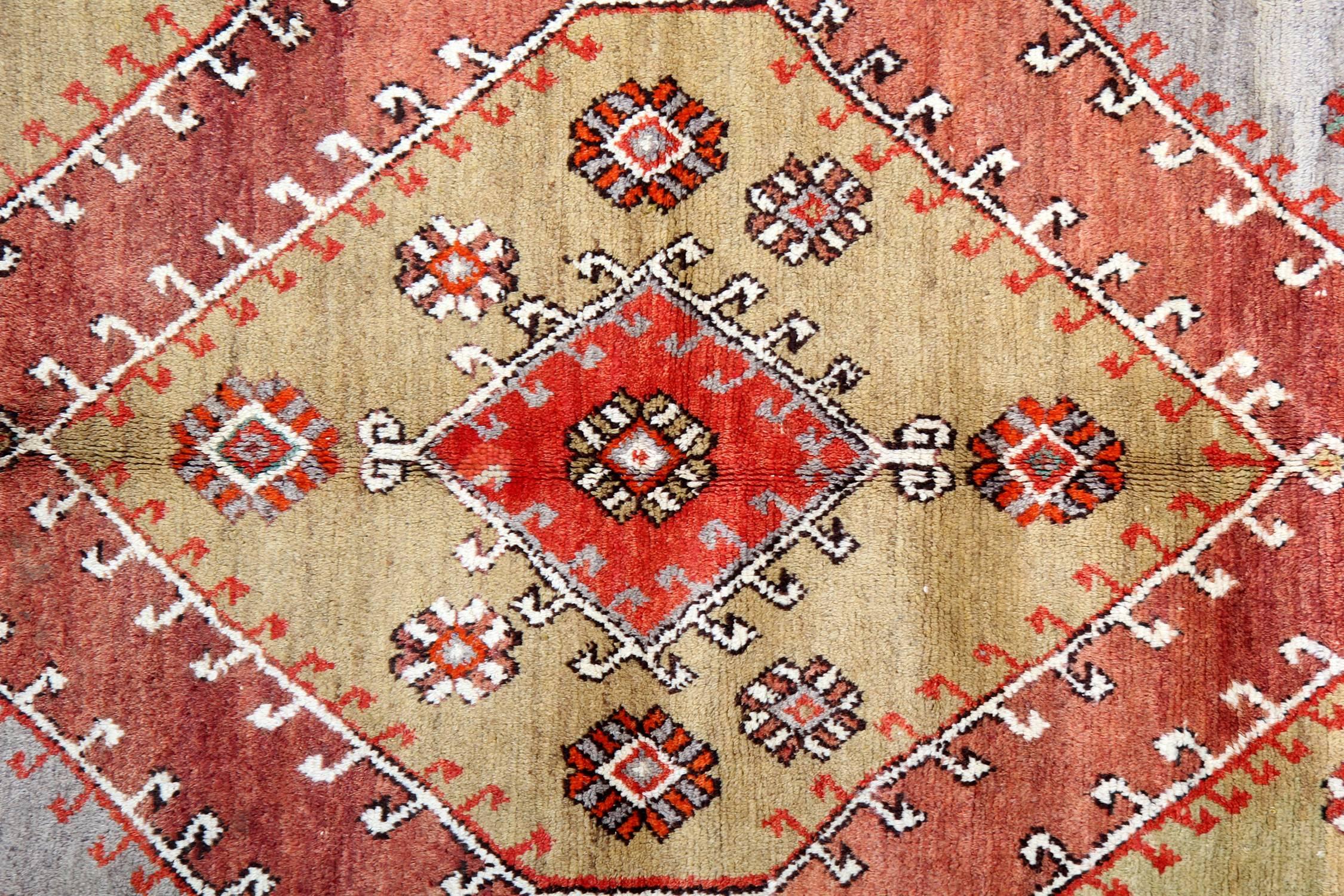 Hand-Crafted Handmade Carpet Antique Rug, Turkish Rug, Wool Oriental Rug Knitted Carpet For Sale
