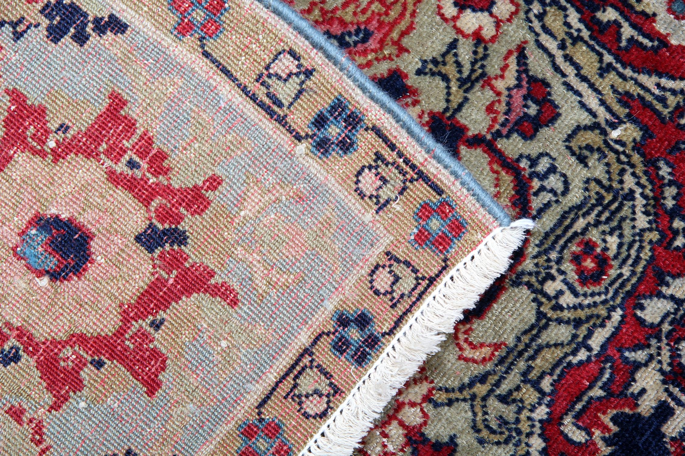 Vegetable Dyed Handmade Carpet Antique Rugs, Agra Indian Rug, Red Oriental Rugs for Sale For Sale