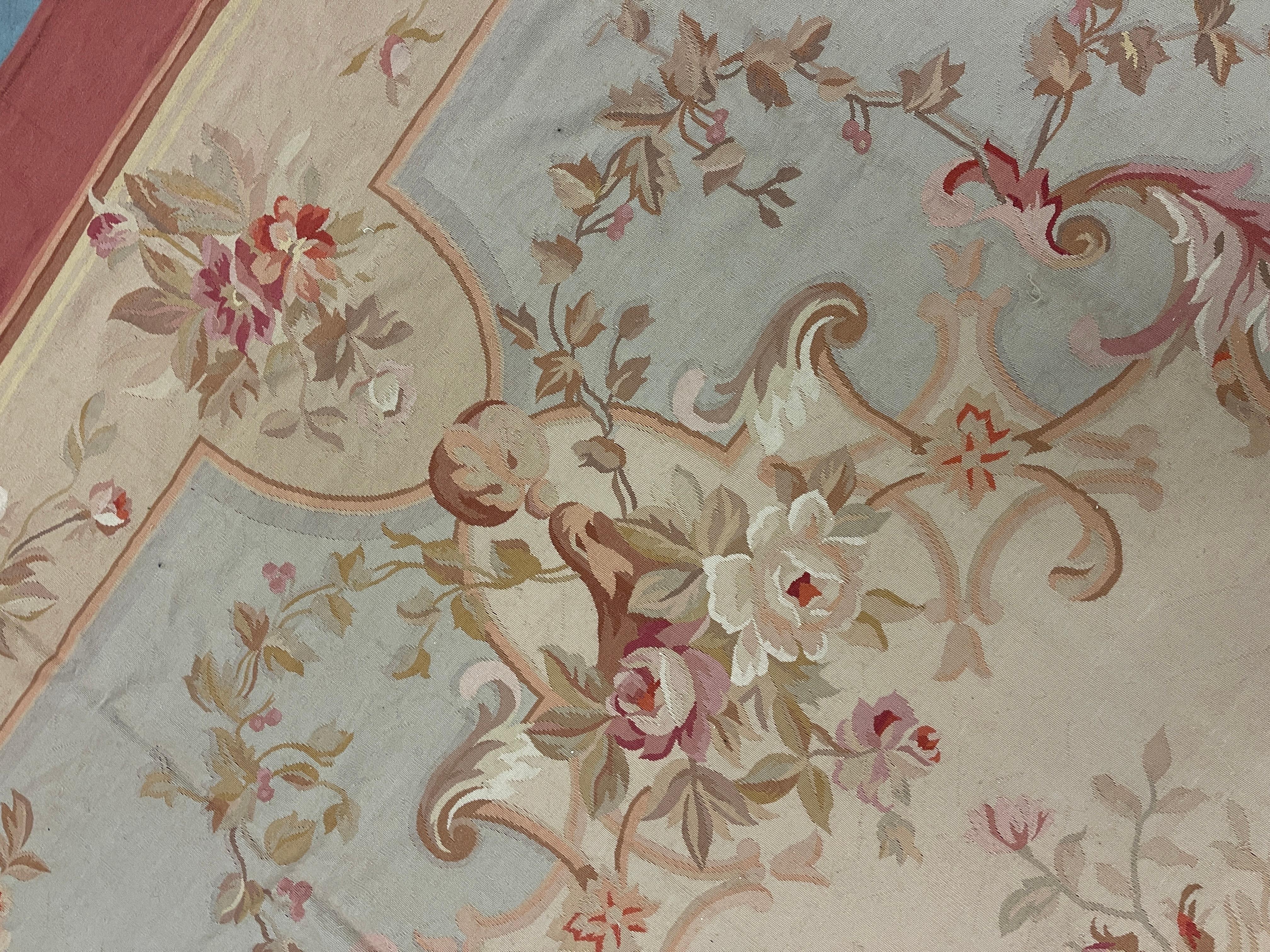 Broderie Tapis d'Aubusson bleu, très grand tapisserie de laine, tapisserie faite à la main rose poudré en vente