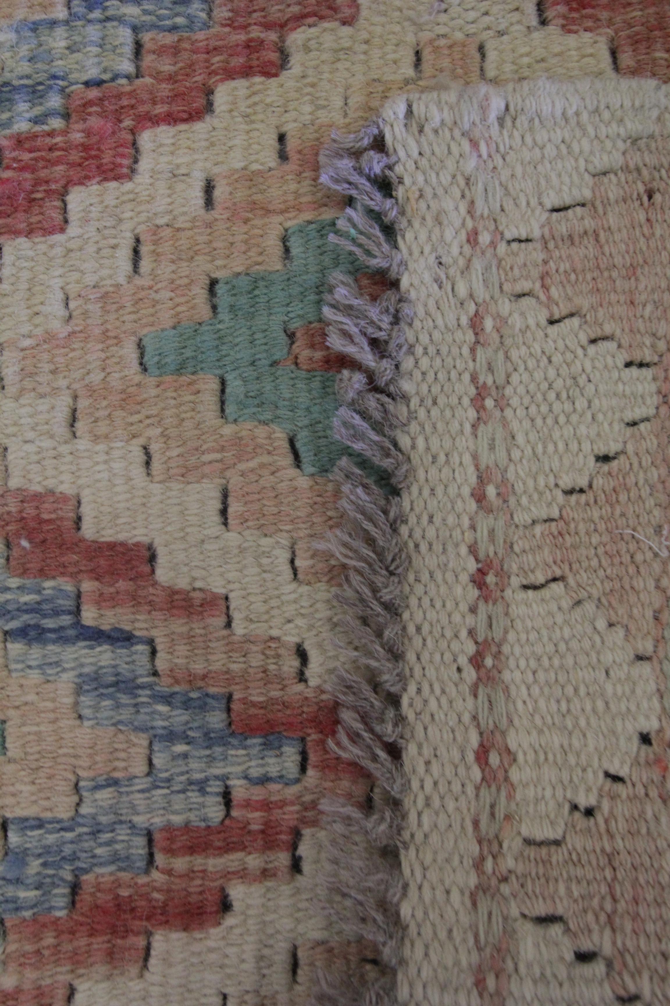 Cream Wool Kilim Rug Modern Kilim Traditional Area Rug Handmade Carpet  For Sale 5