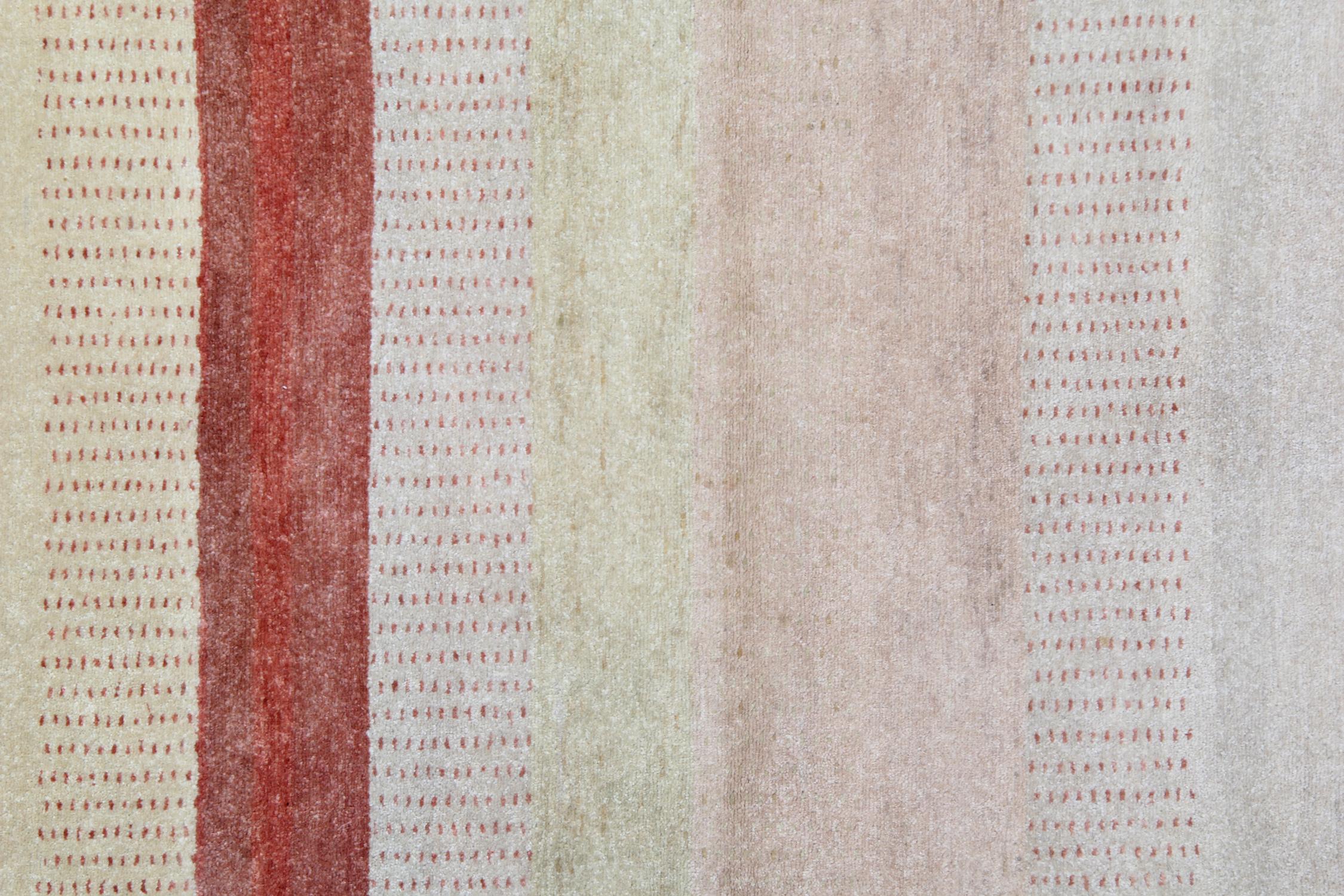 Moderner indischer flachgewebter Teppich, handgefertigt (Moderne der Mitte des Jahrhunderts) im Angebot