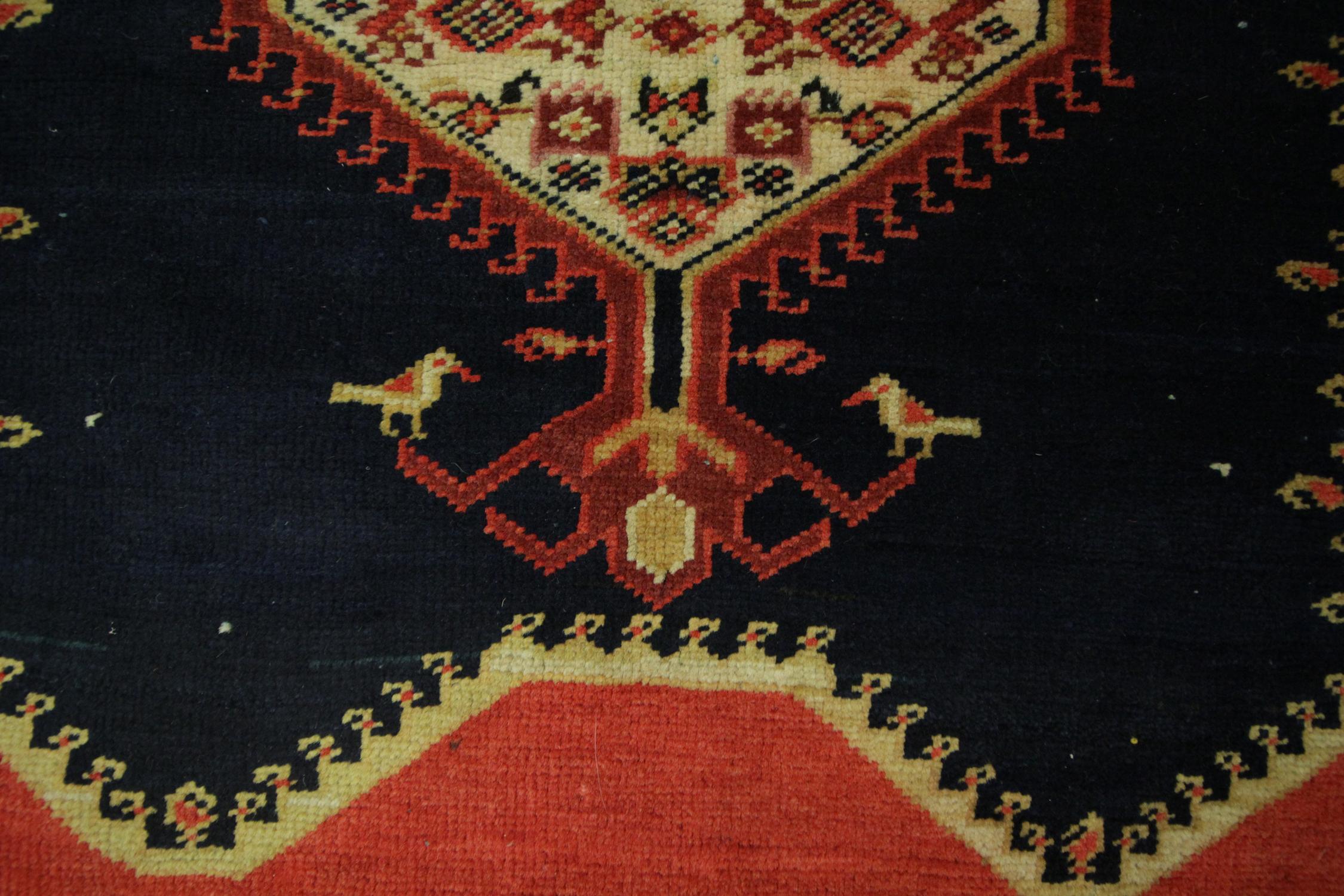 Handmade Carpet Oriental Antique Rug, Red Wool Caucasian Carpet for Sale In Excellent Condition In Hampshire, GB