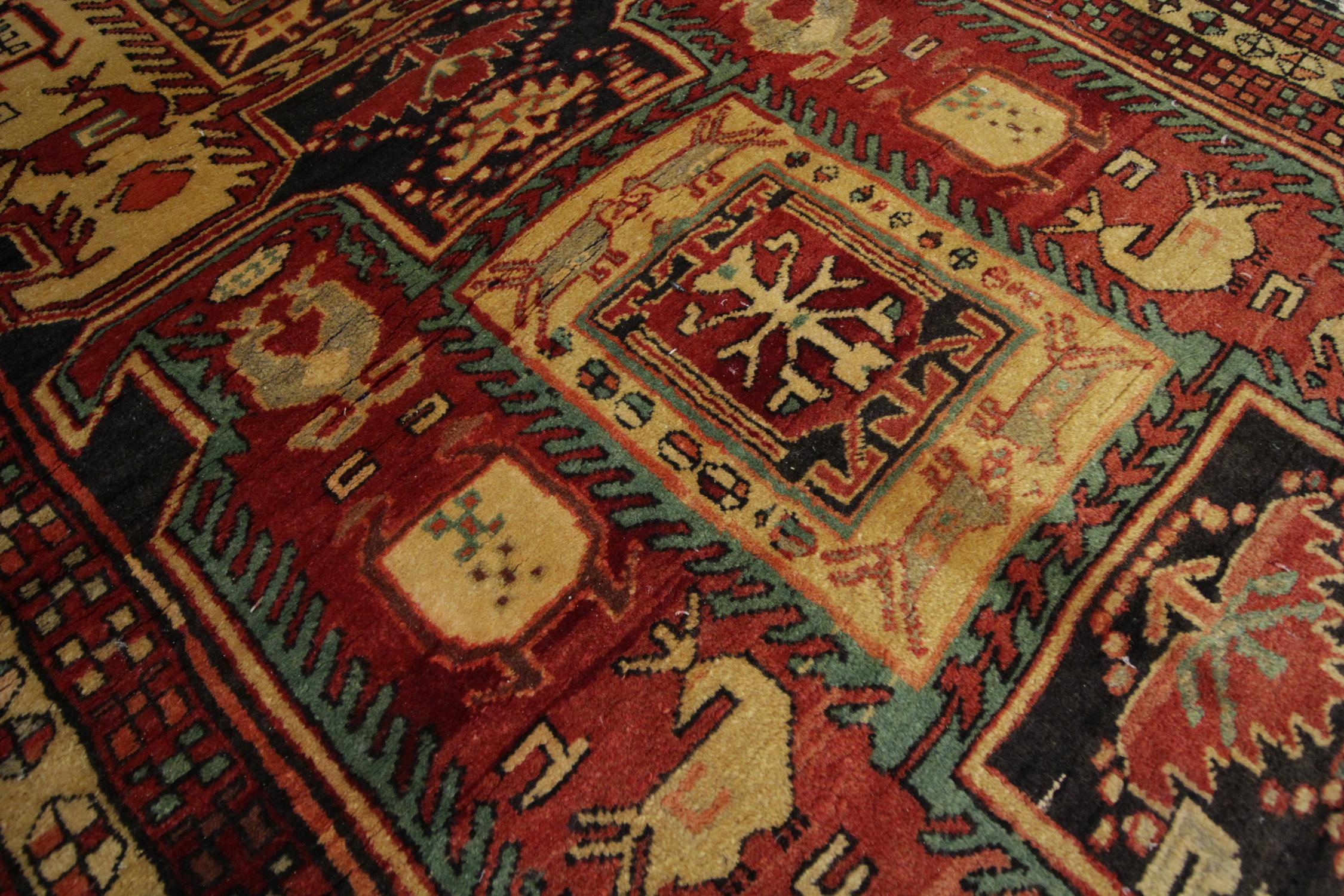 Handgefertigte Teppiche, antike Teppiche, geometrischer Stair-Läufer, Orientteppich (Mitte des 20. Jahrhunderts) im Angebot