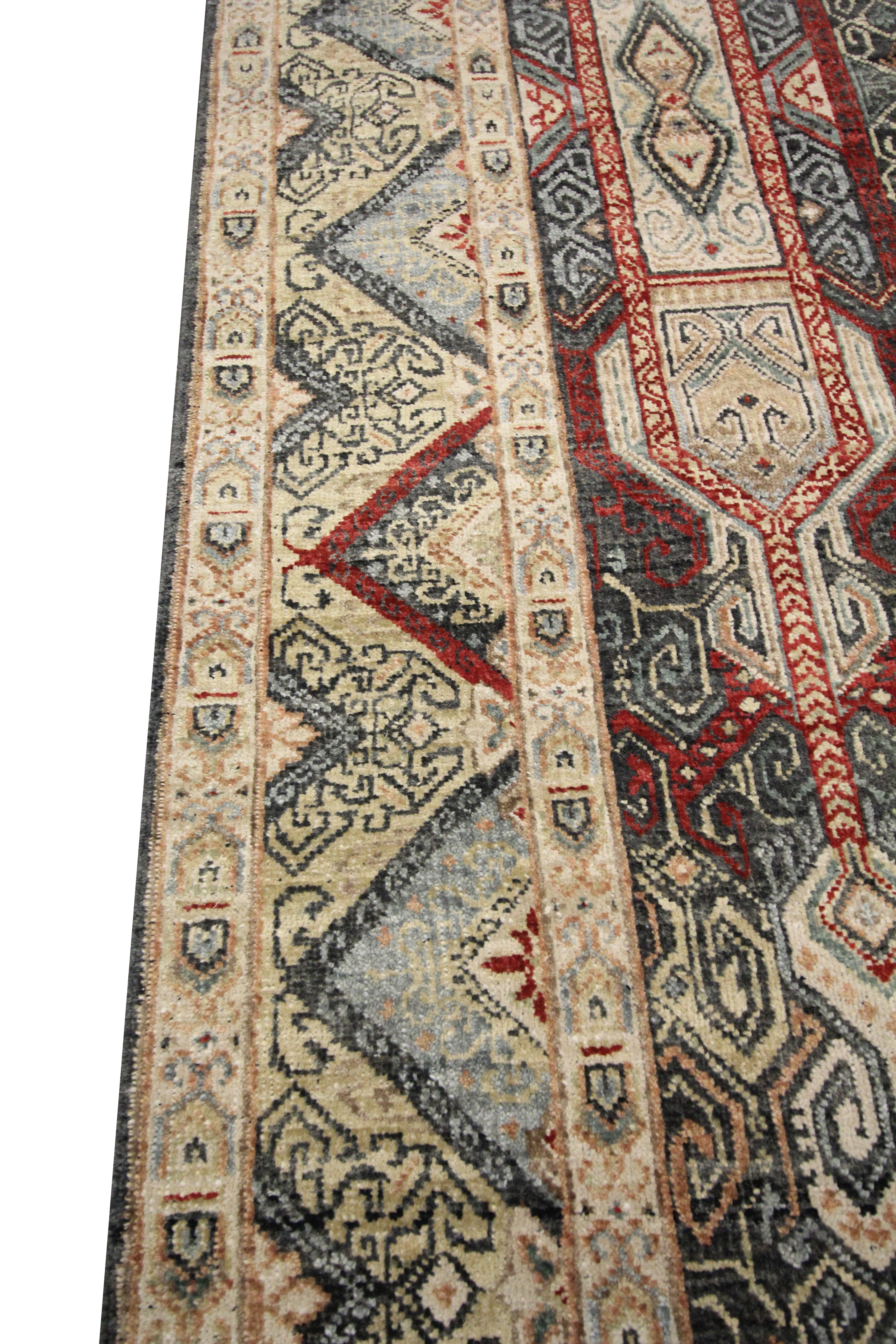 Handmade Carpet Traditional Indian Wool Area Rug Beige Green Geometric For Sale 4