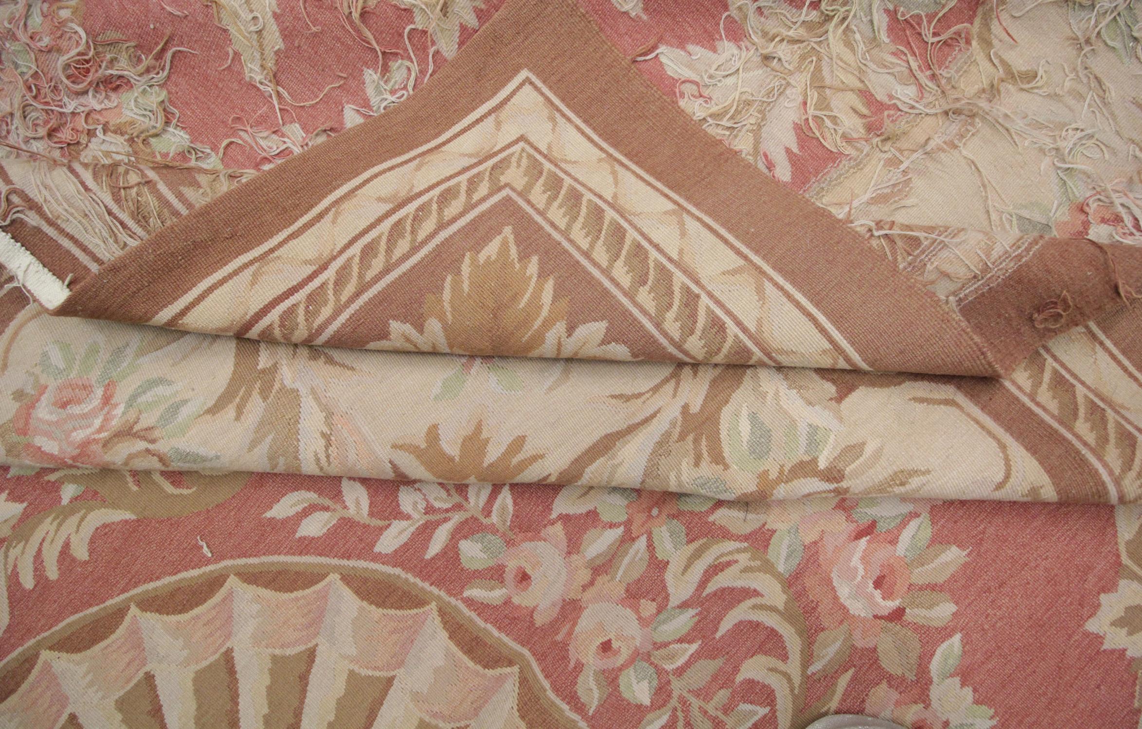 Handmade Carpet Vintage Aubusson Style Rug 1980 French, Pink and Beige Wool Rugs In Excellent Condition For Sale In Wembley, GB