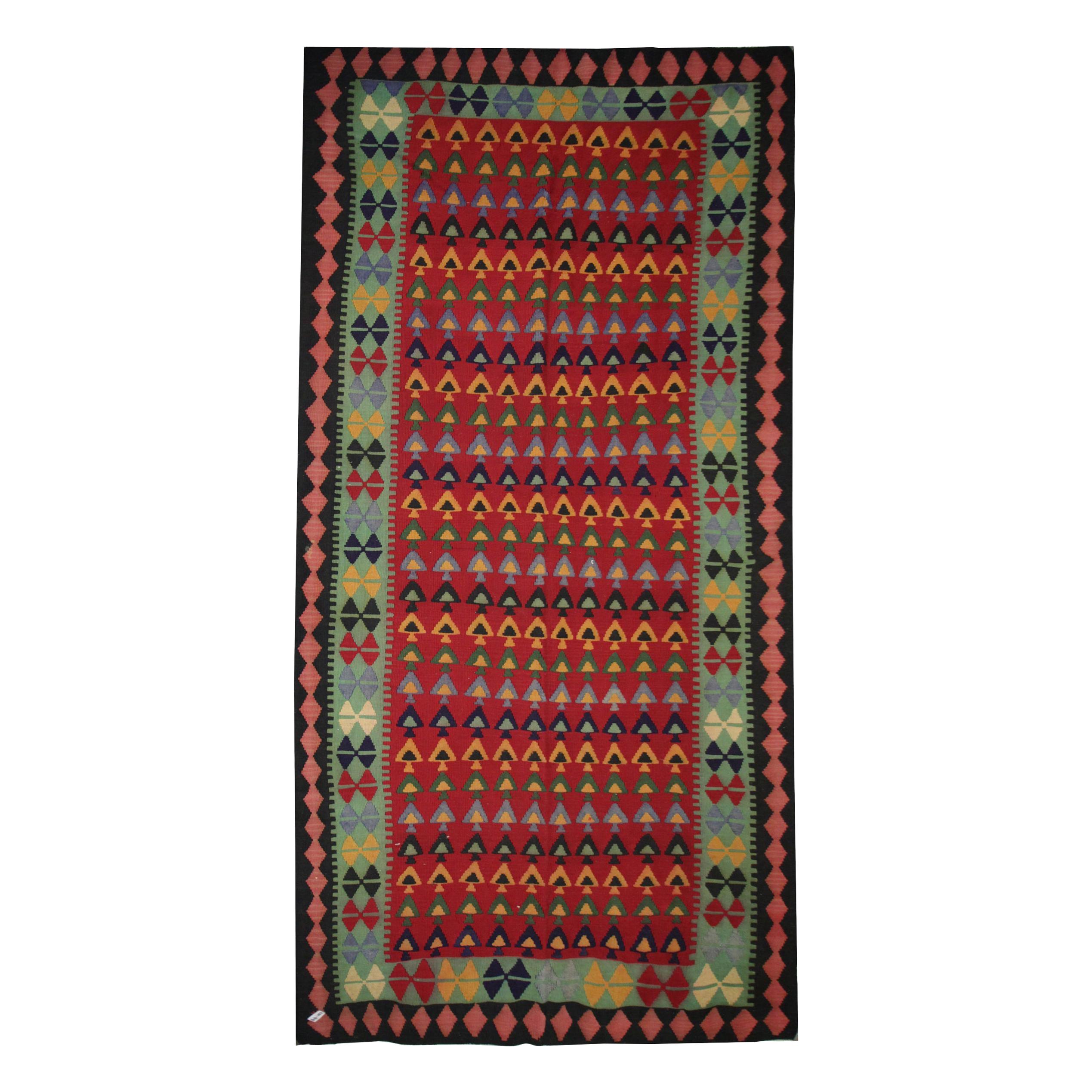 Tapis Kilim vintage fait main, tapis traditionnel en laine rouge tribale