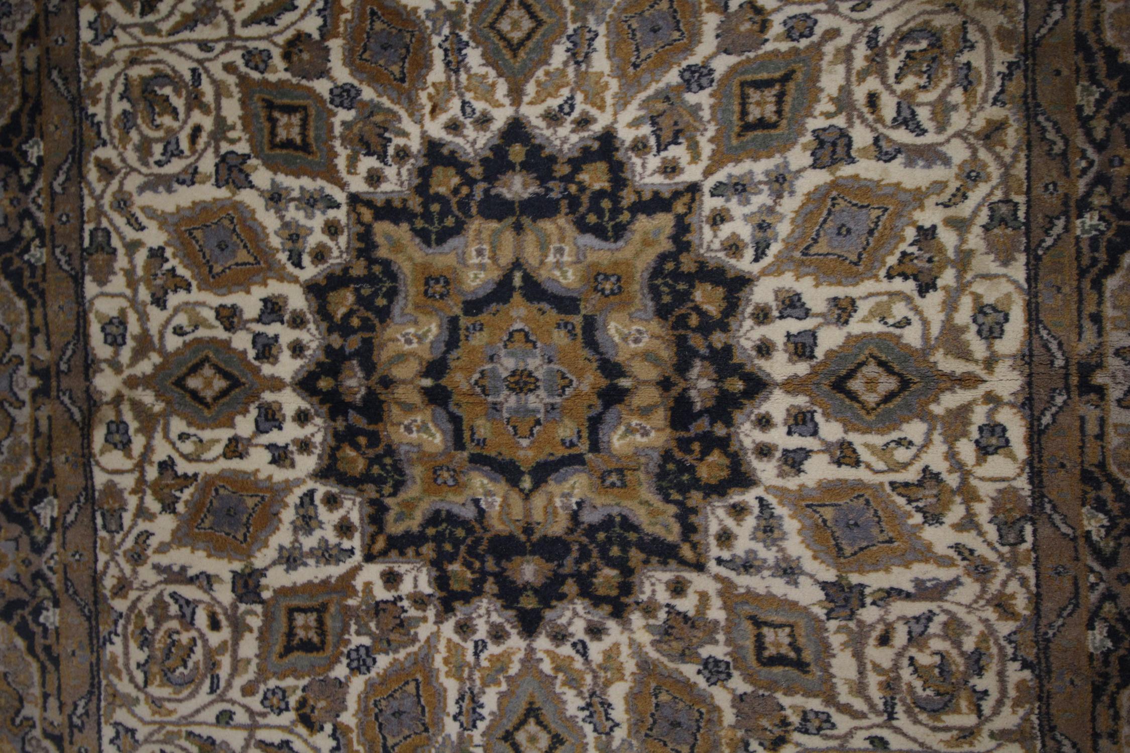 Hand-Knotted Handmade Carpet, Vintage Living Room Rug, 1970 Floral Oriental Rugs for Sale For Sale