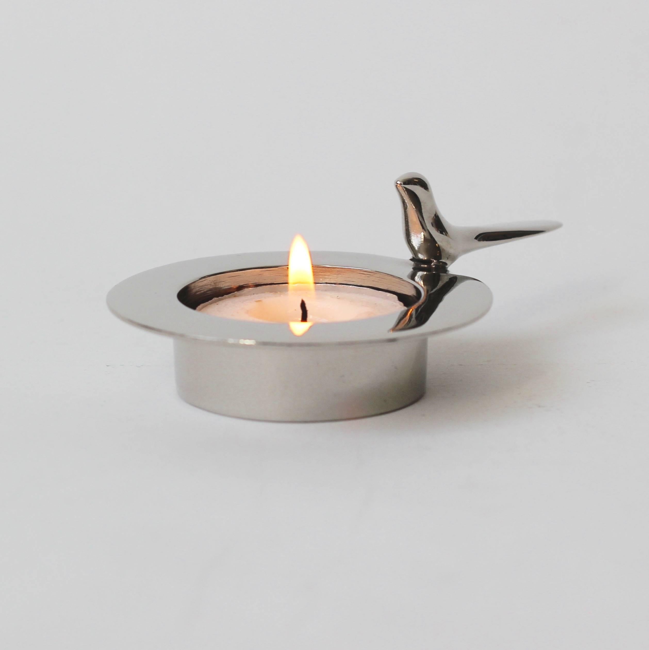 Each of those original and elegant brass tea light holders is handmade individually. Cast using very traditional techniques, they are finished with a nickel plating giving them a bright silvery feel.