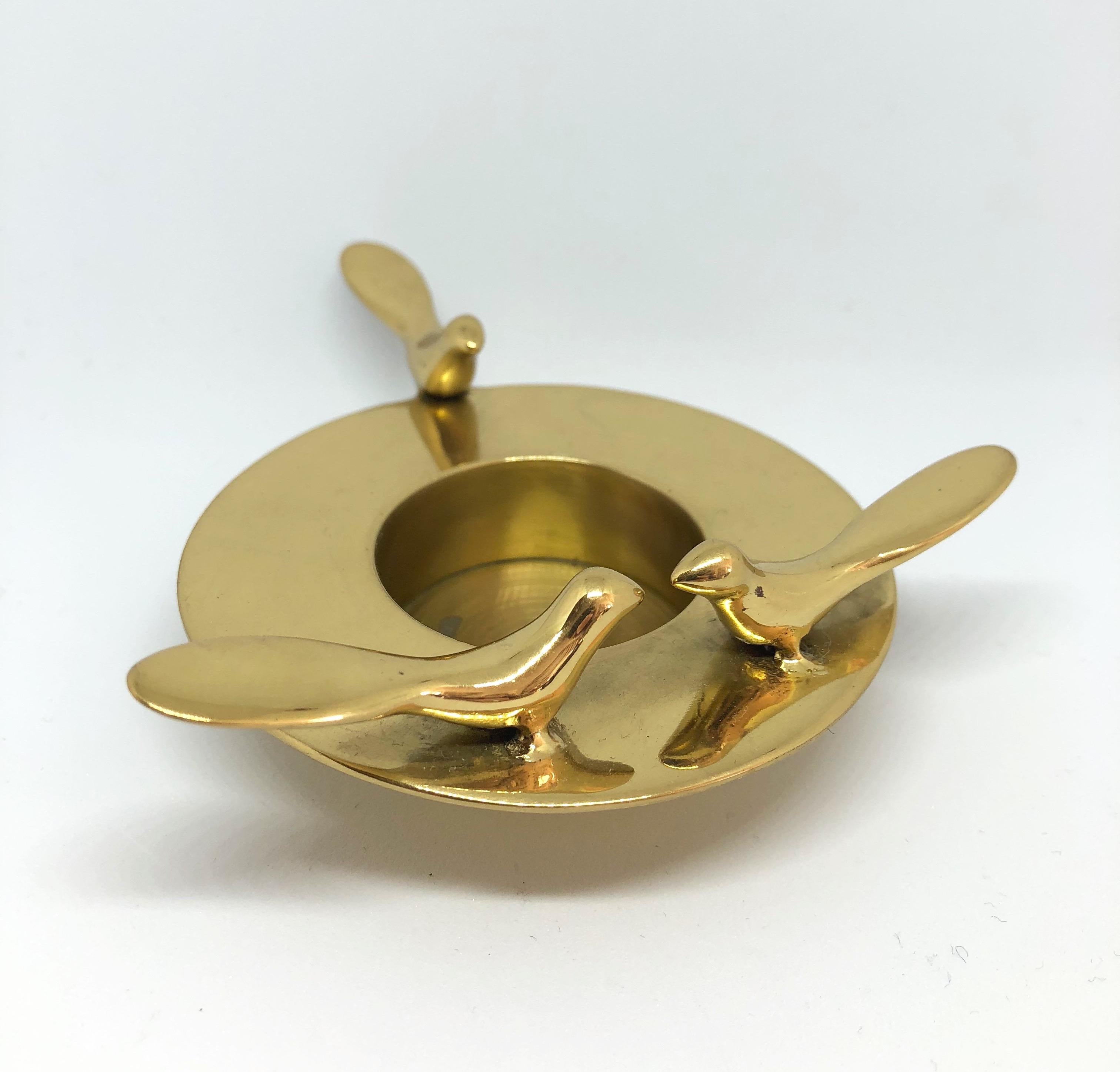 Polished Handmade Cast Brass T-Light Candle-holder with Three Birds For Sale