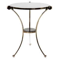 Mesa auxiliar hexagonal de bronce fundido hecha a mano en níquel pulido con cristal negro