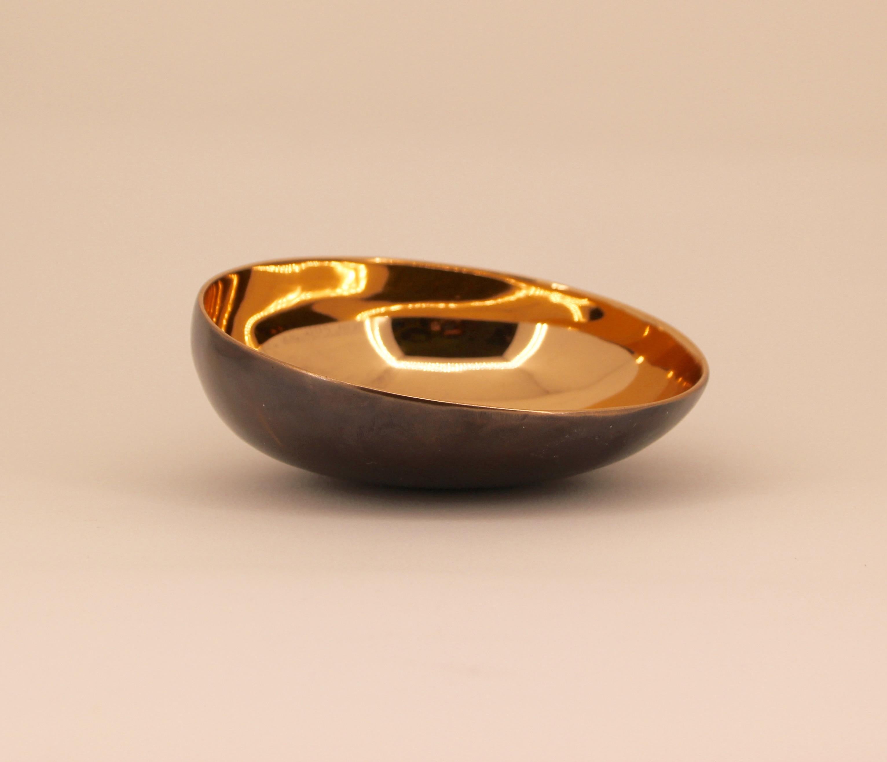 Organic Modern Handmade Cast Bronze with Dark Patina Decorative Indian Bowl, Vide-Poche For Sale
