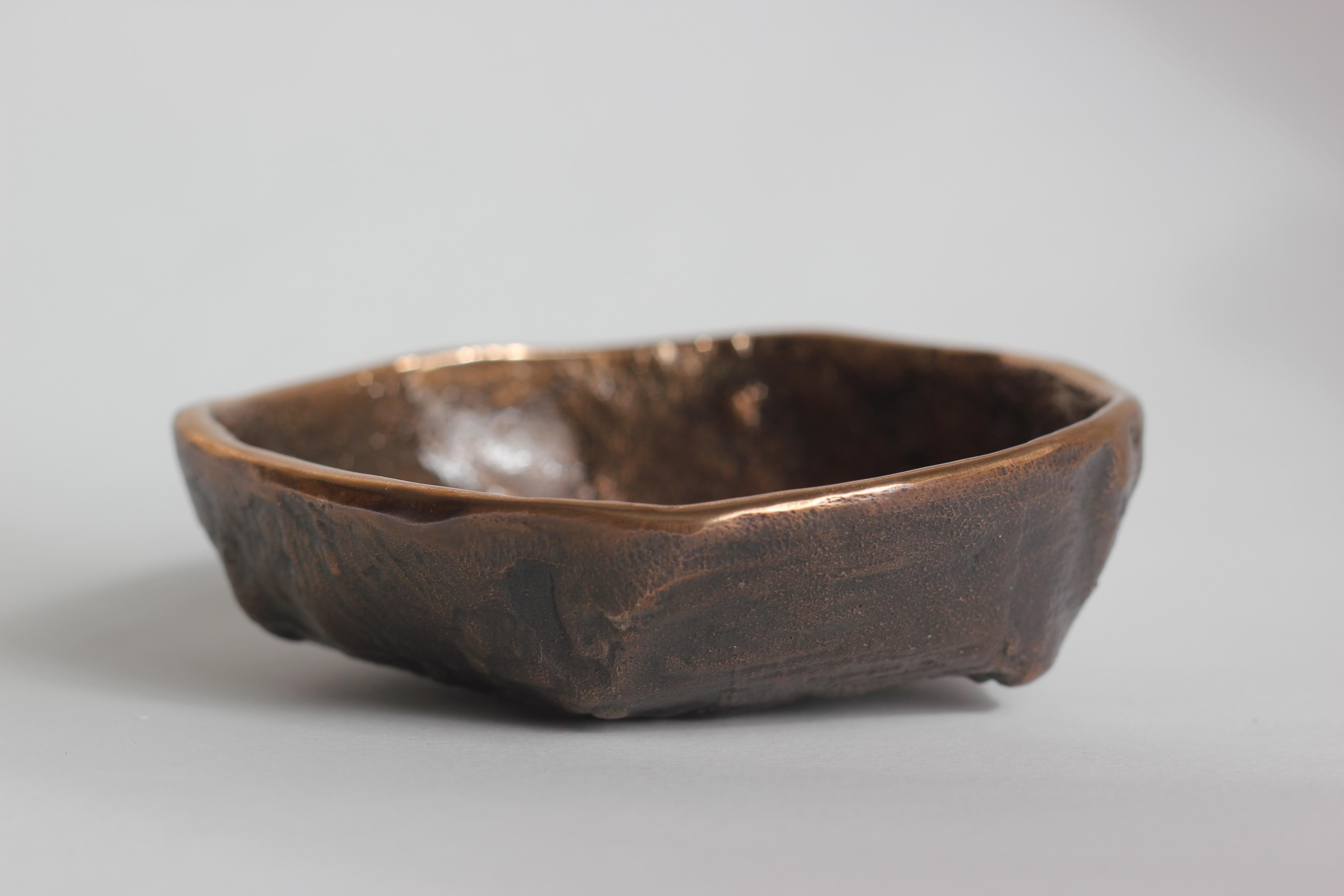 Handmade Cast Bronze Rounded Bowl Inspired by Wabi-Sabi, Vide-Poche In New Condition For Sale In London, GB