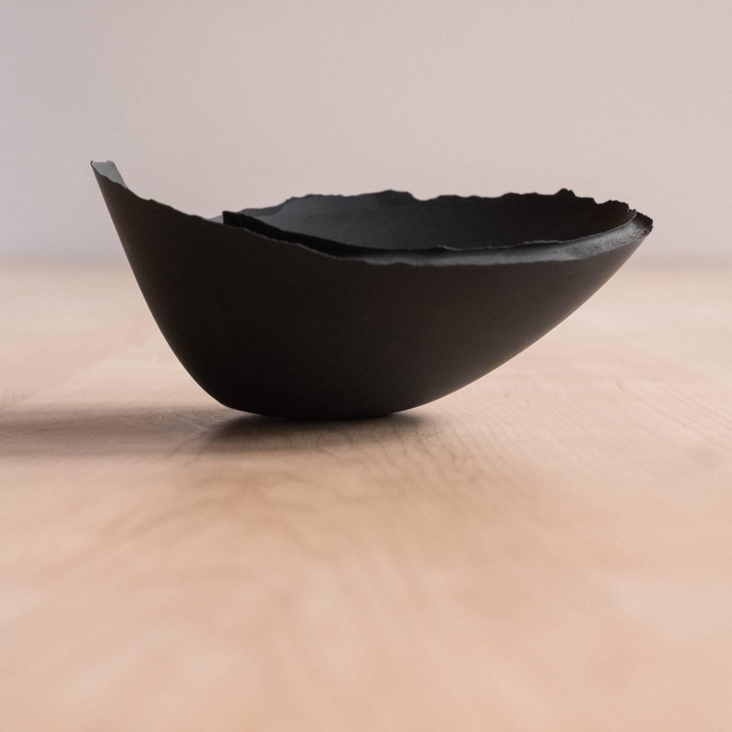Handmade Cast Concrete Bowl in Black by UMÉ Studio For Sale 1