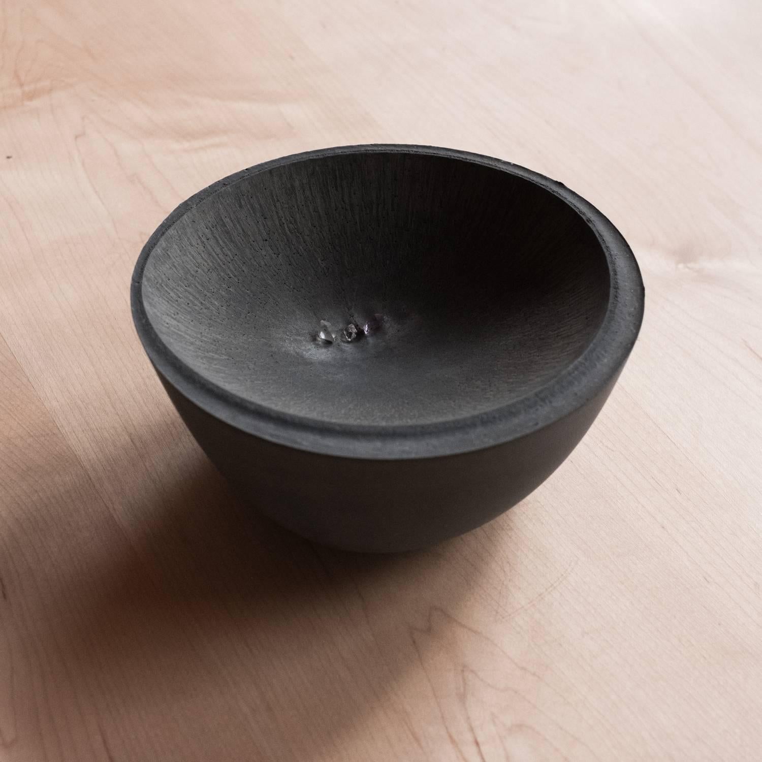 Handmade Cast Concrete Bowl in Black Charcoal by UMÉ Studio 5