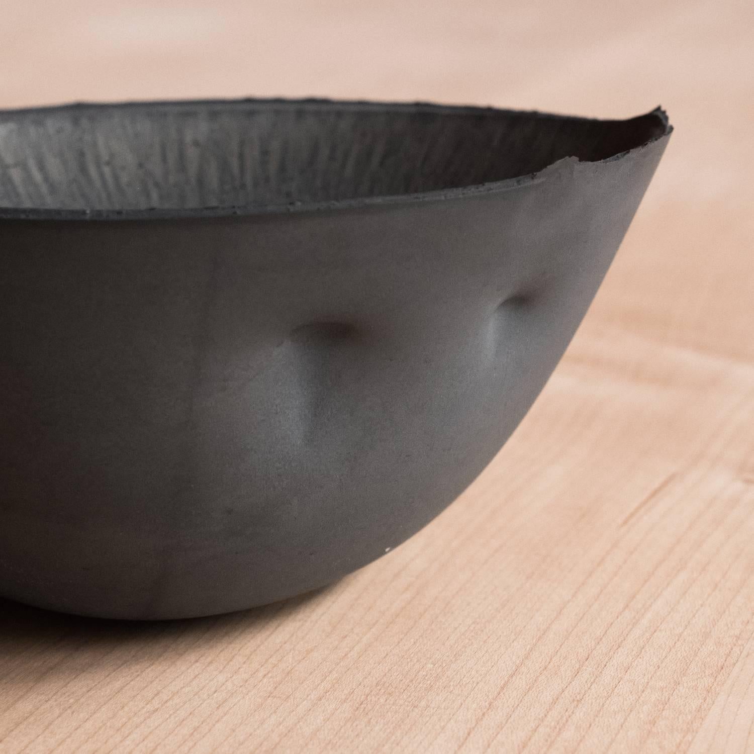 American Handmade Cast Concrete Bowl in Black Charcoal by UMÉ Studio For Sale
