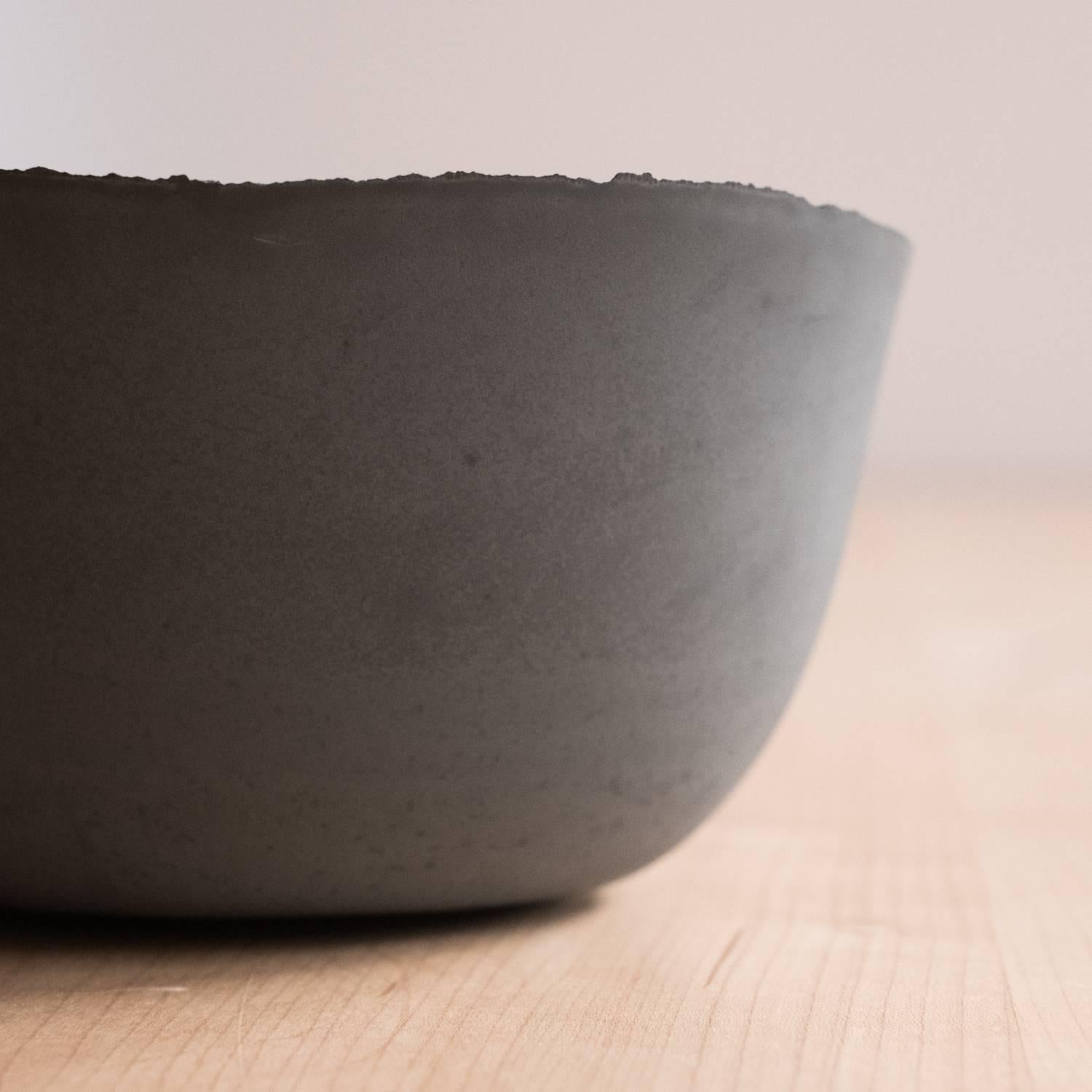 Handmade Cast Concrete Bowl in Black Charcoal by UMÉ Studio For Sale 2
