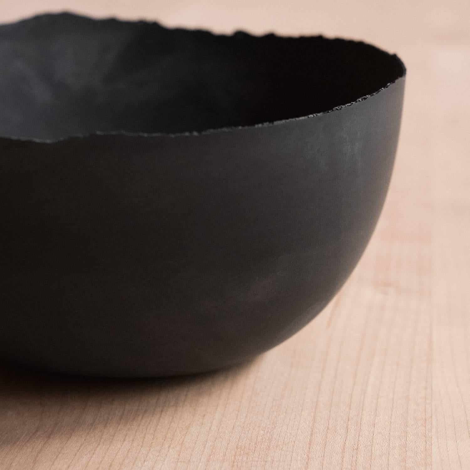 Handmade Cast Concrete Bowl in Black Charcoal by UMÉ Studio For Sale 3