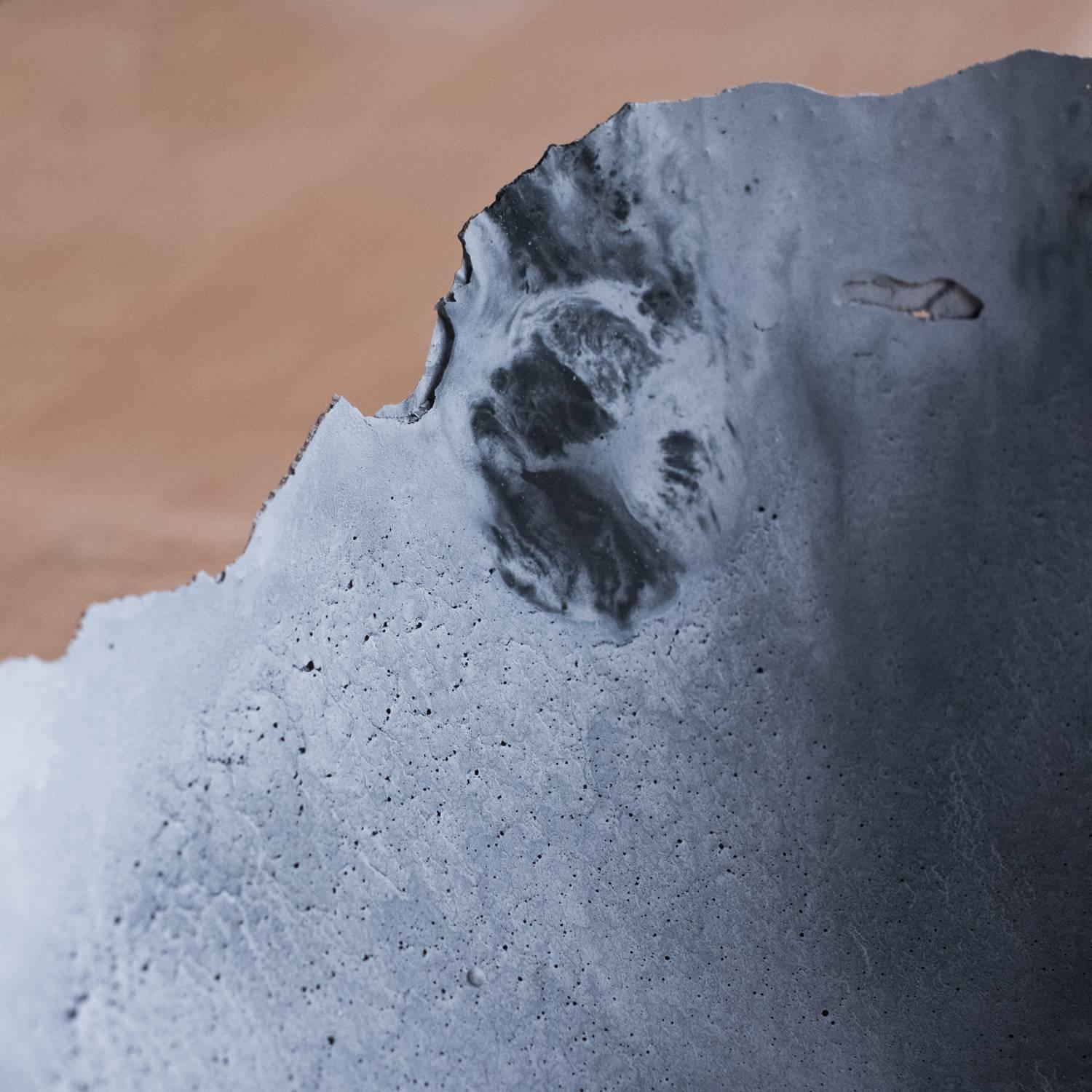 Bol en béton moulé gris fait à la main par UMÉ Studio en vente 3