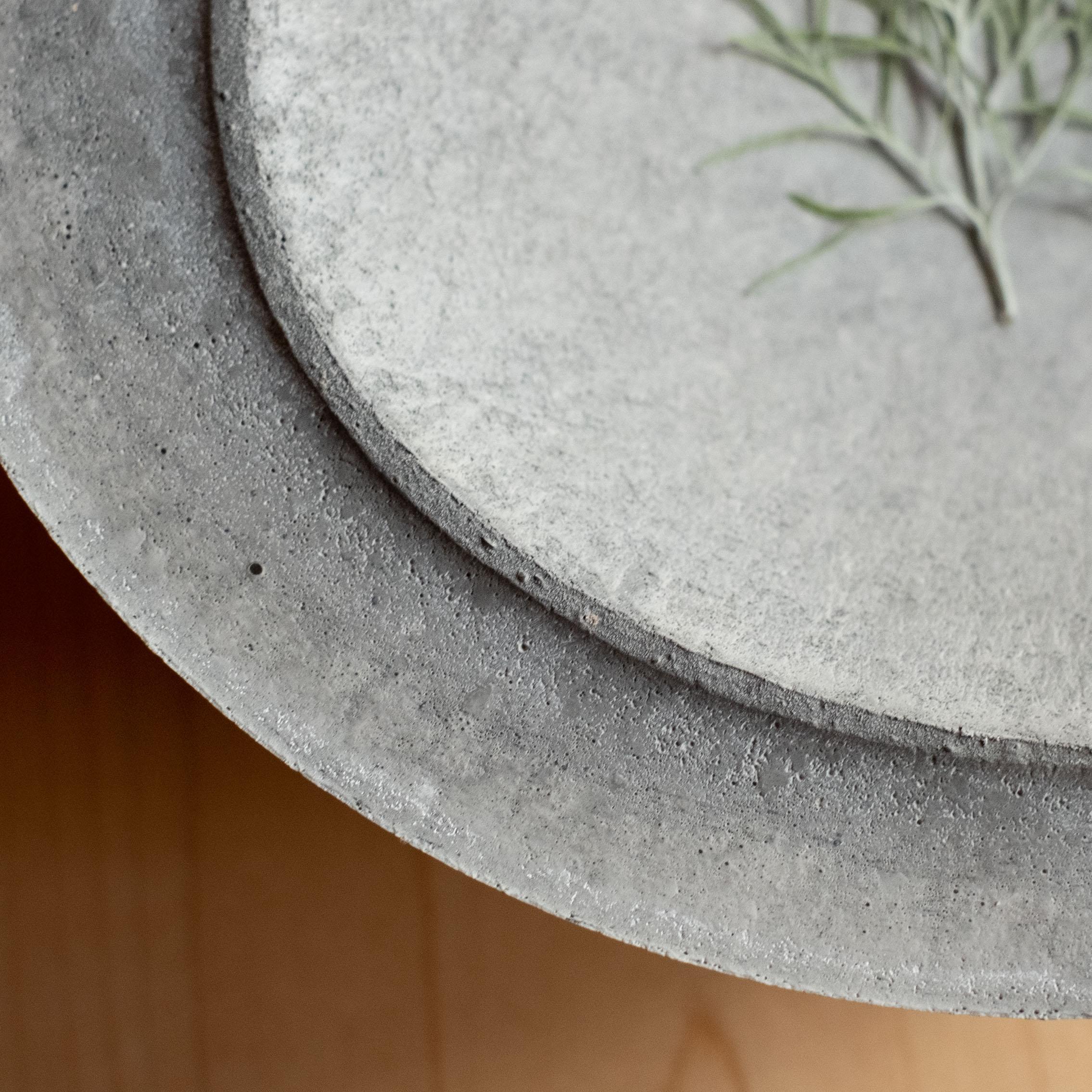 Handmade Cast Concrete Bowl in Grey by Umé Studio For Sale 5