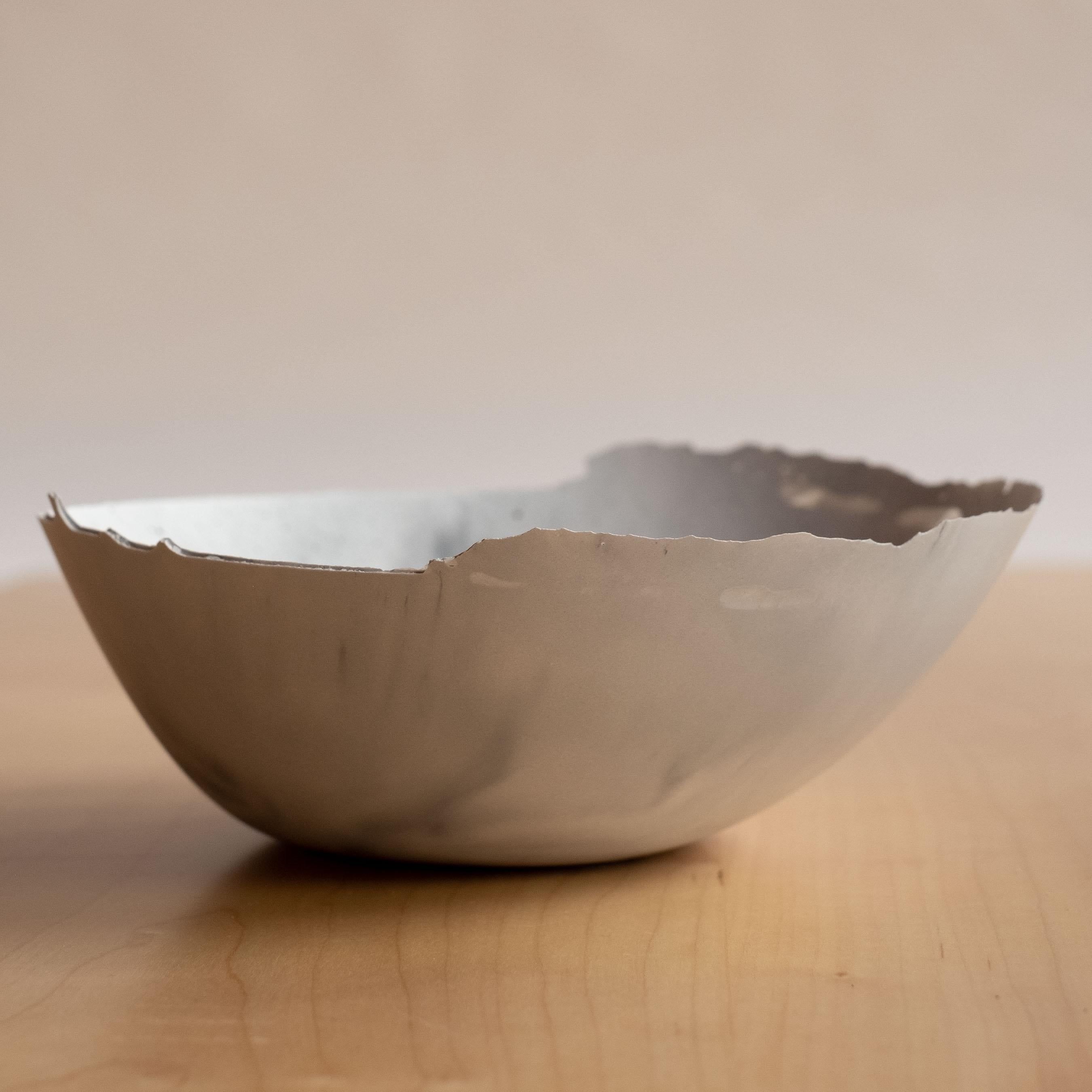 Handgefertigte Schale aus Gussbeton in Grau von UME Studio im Angebot 6