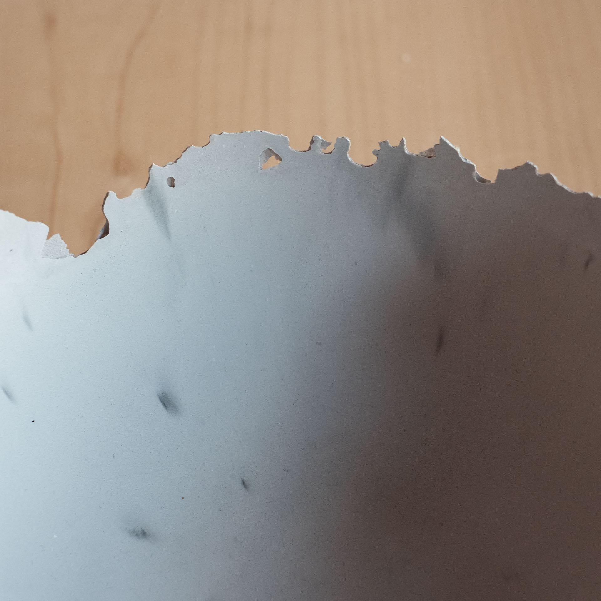 Bol gris en béton moulé à la main par UME Studio en vente 6