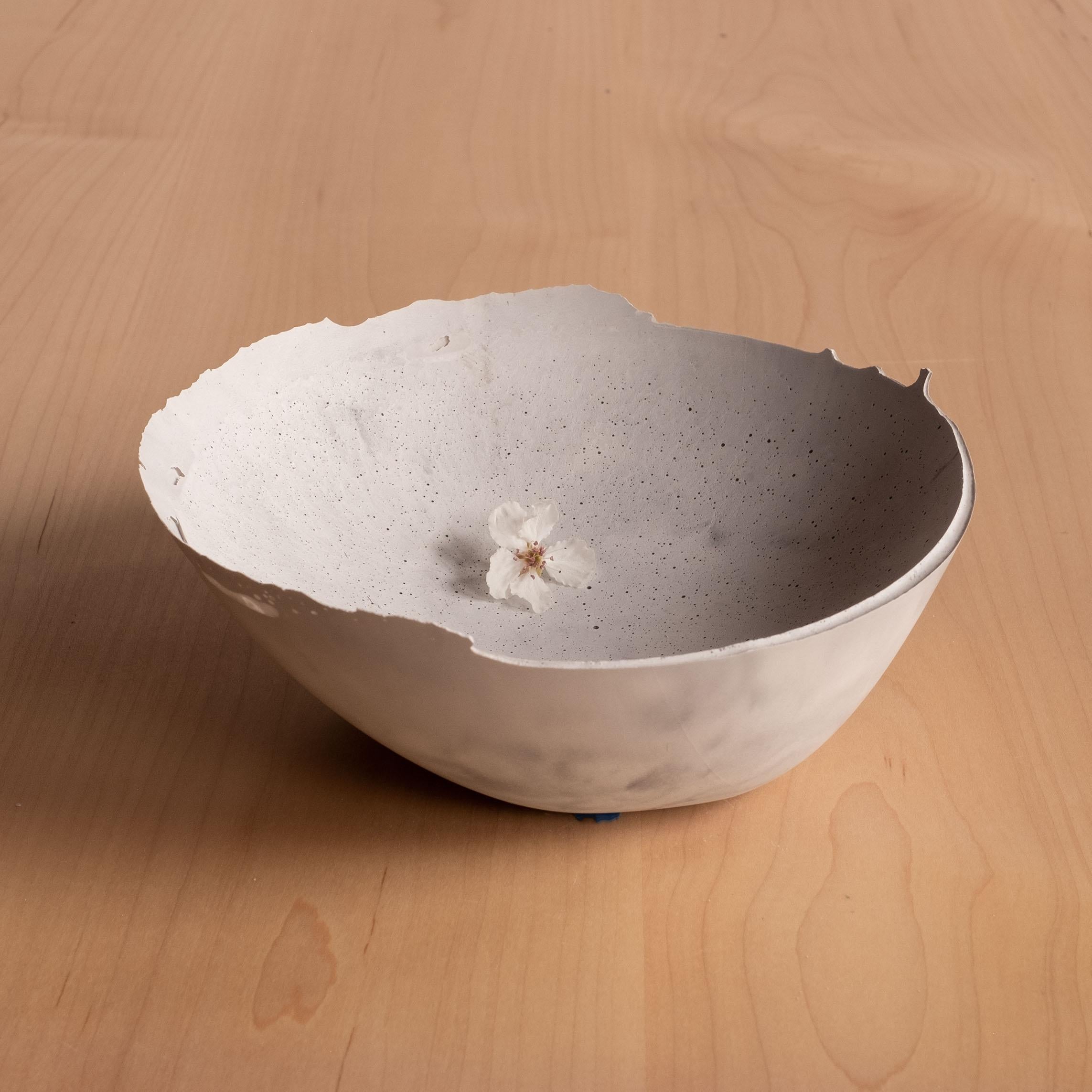 Handgefertigte Schale aus Gussbeton in Grau von UME Studio im Angebot 7